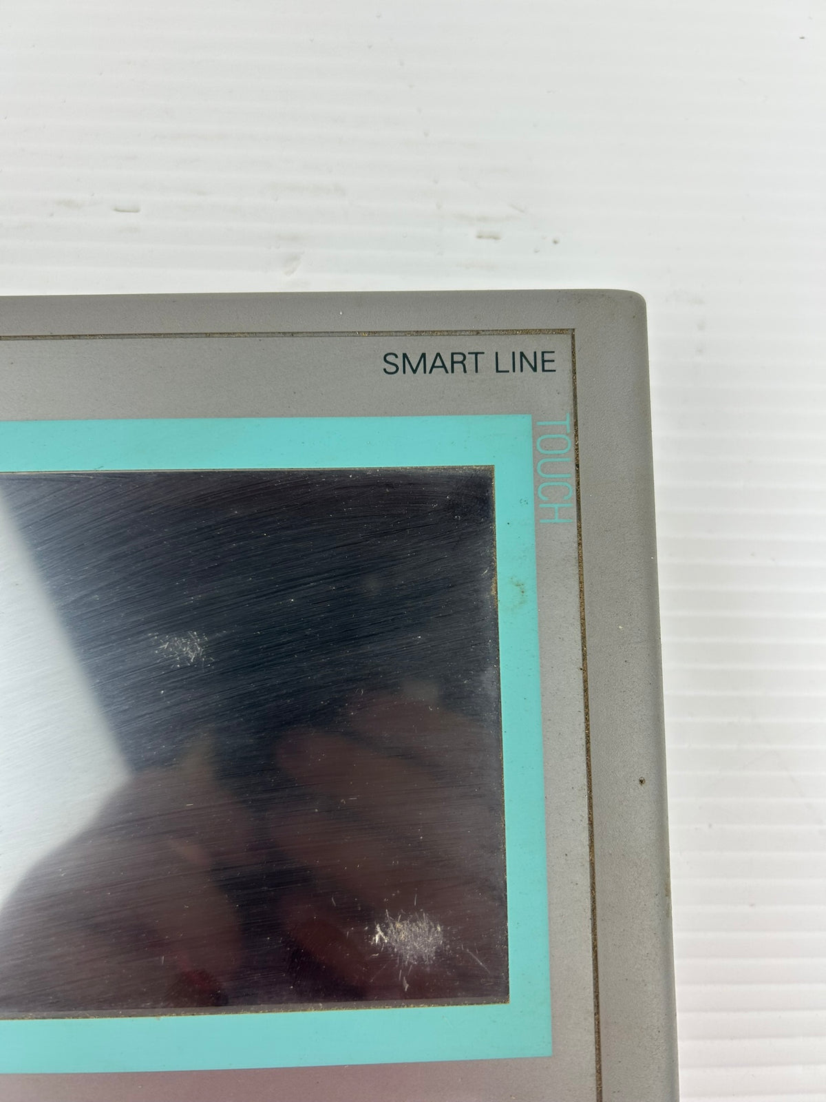 Siemens SIMATIC HMI Smart 700 IE 7" Touchscreen Panel 1P 6AV6648-0BC11-3AX0