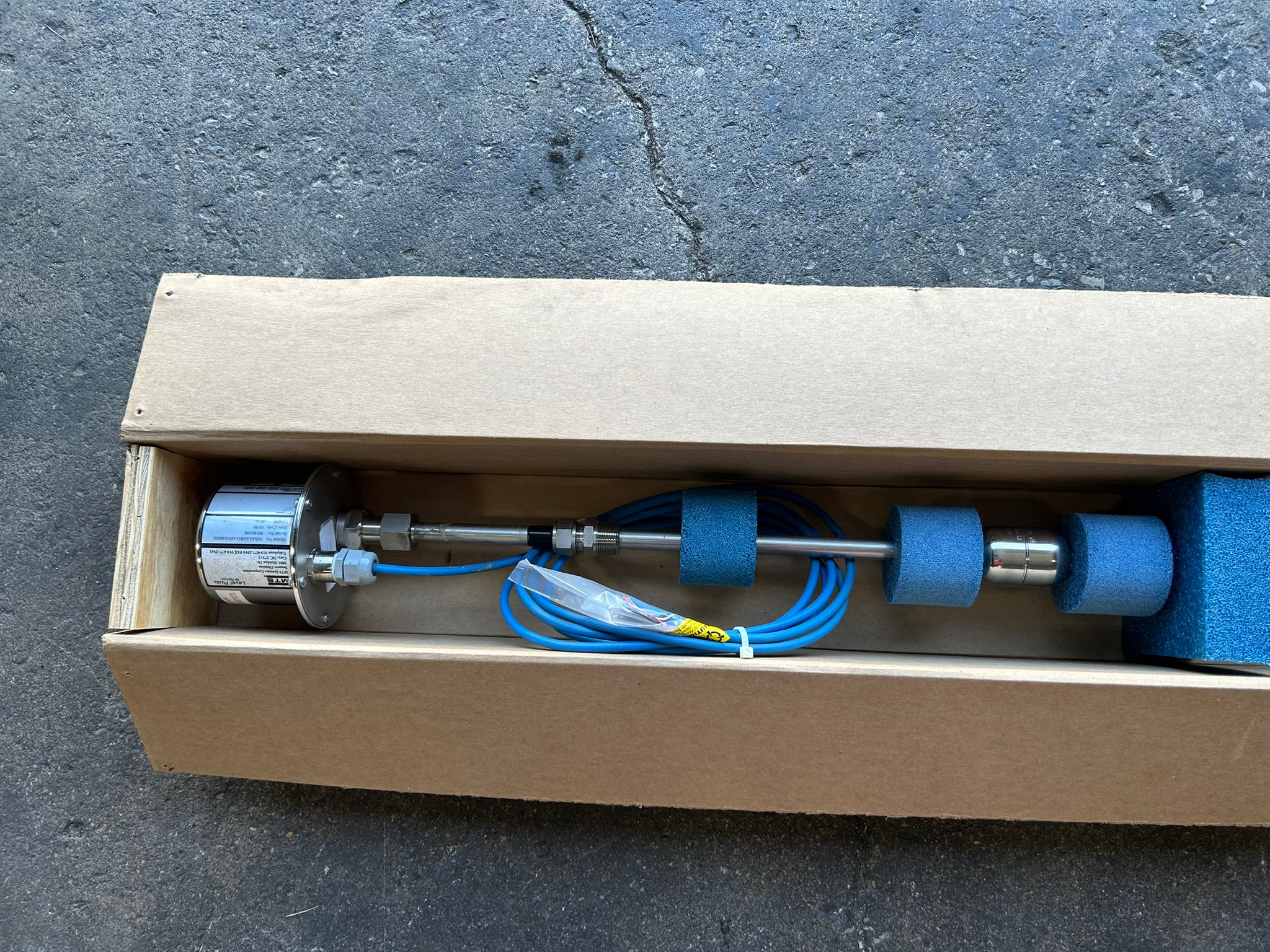 MTS MRA1A1B11A0U04800S Liquid Level Sensor Level Plus M-Series 48" Long