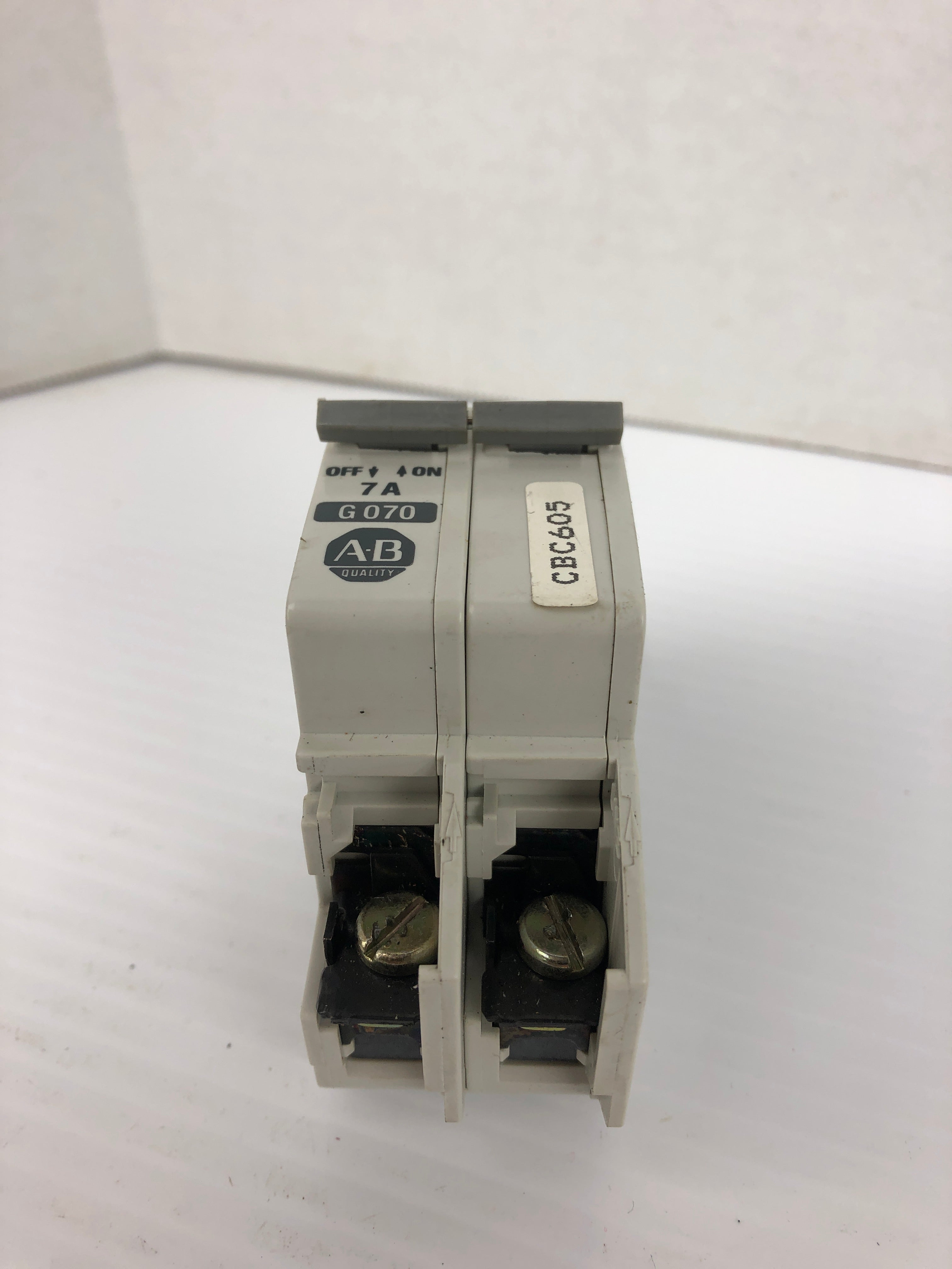 Allen Bradley 1492-CB2 Circuit Breaker Ser. A G070 7A 2P