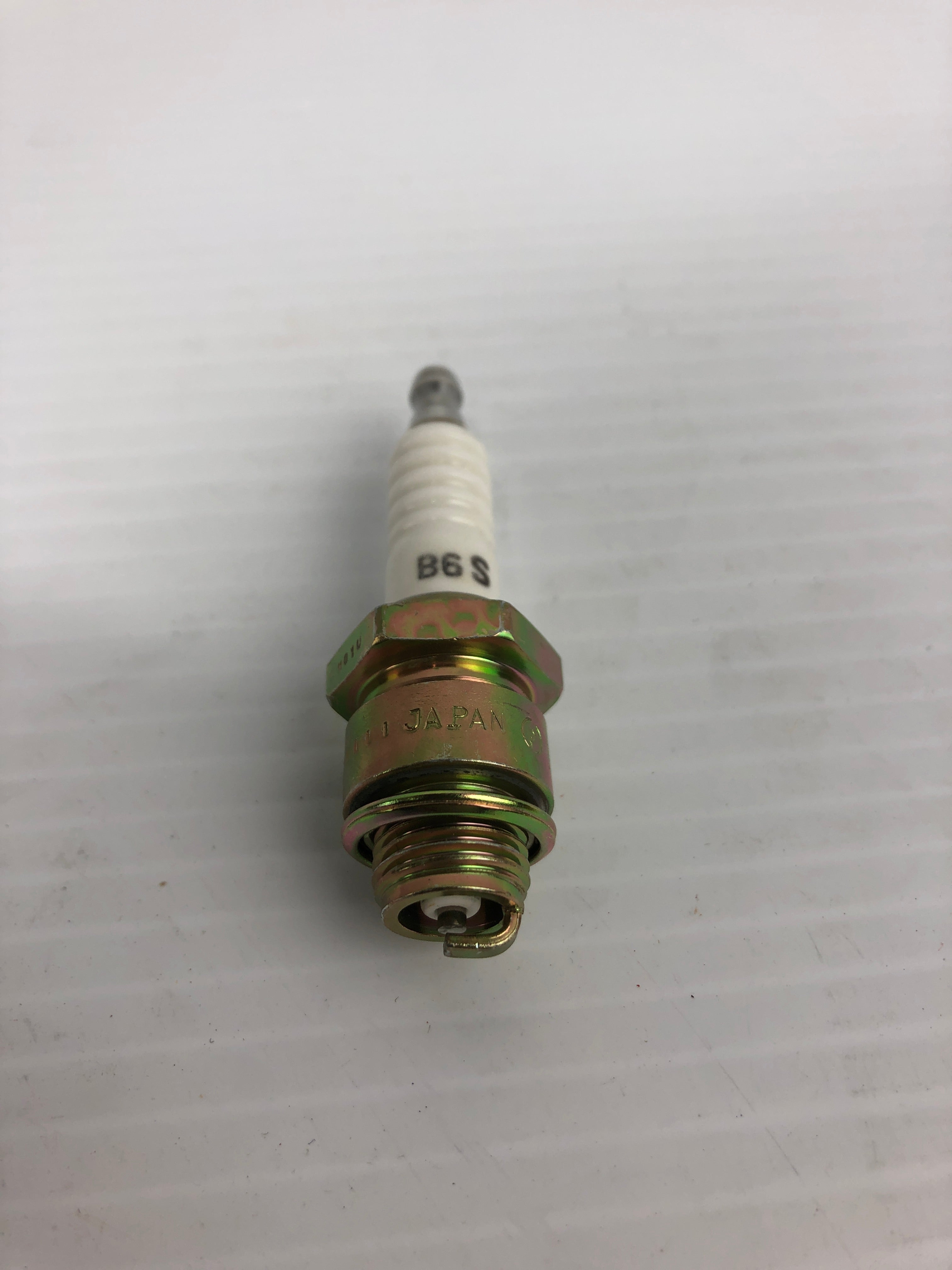 NGK 3510 Spark Plug B6S