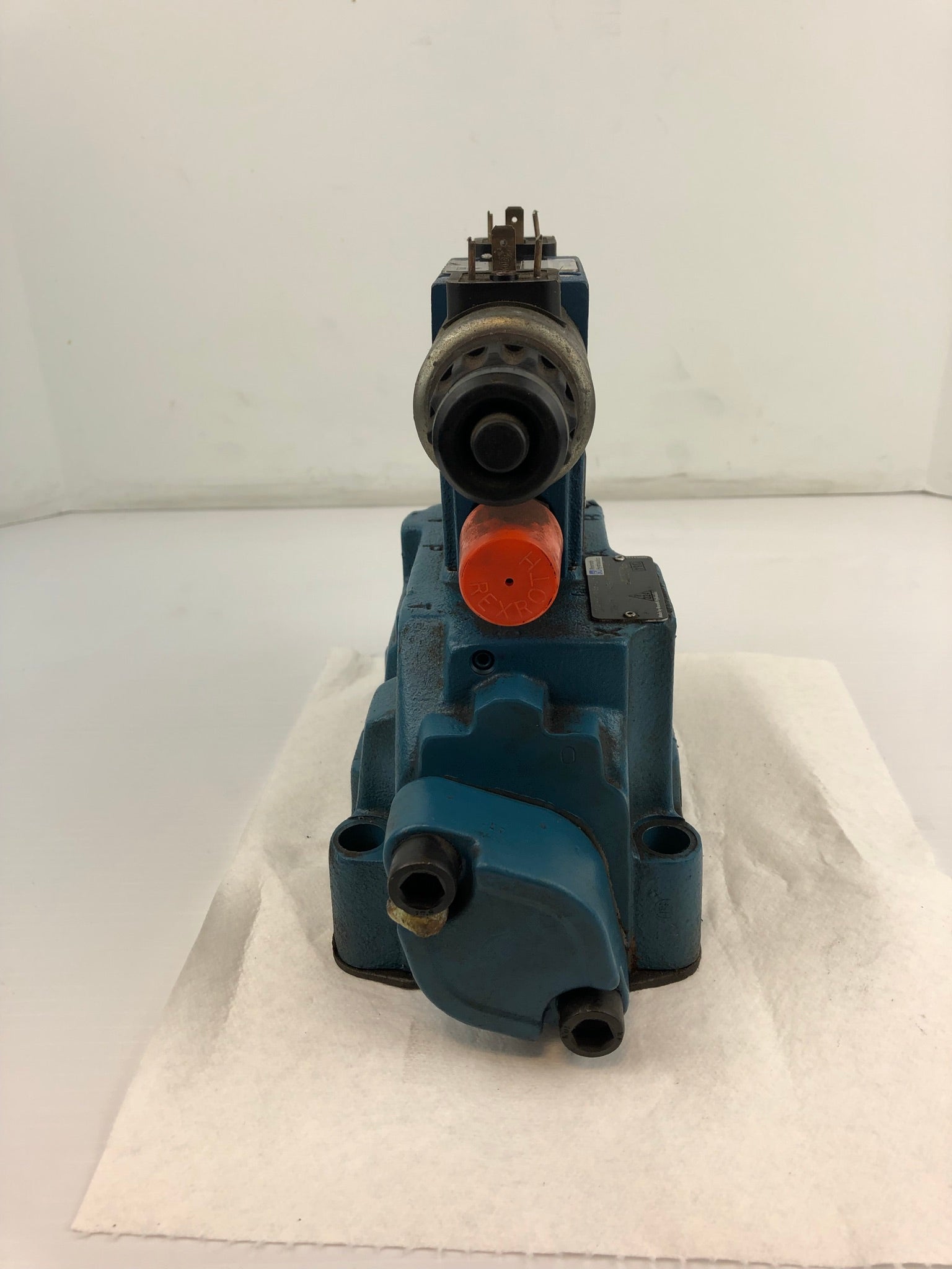 Rexroth Hydraulics Valve 4WE6J62/EG24NK4/B10 *00924597*