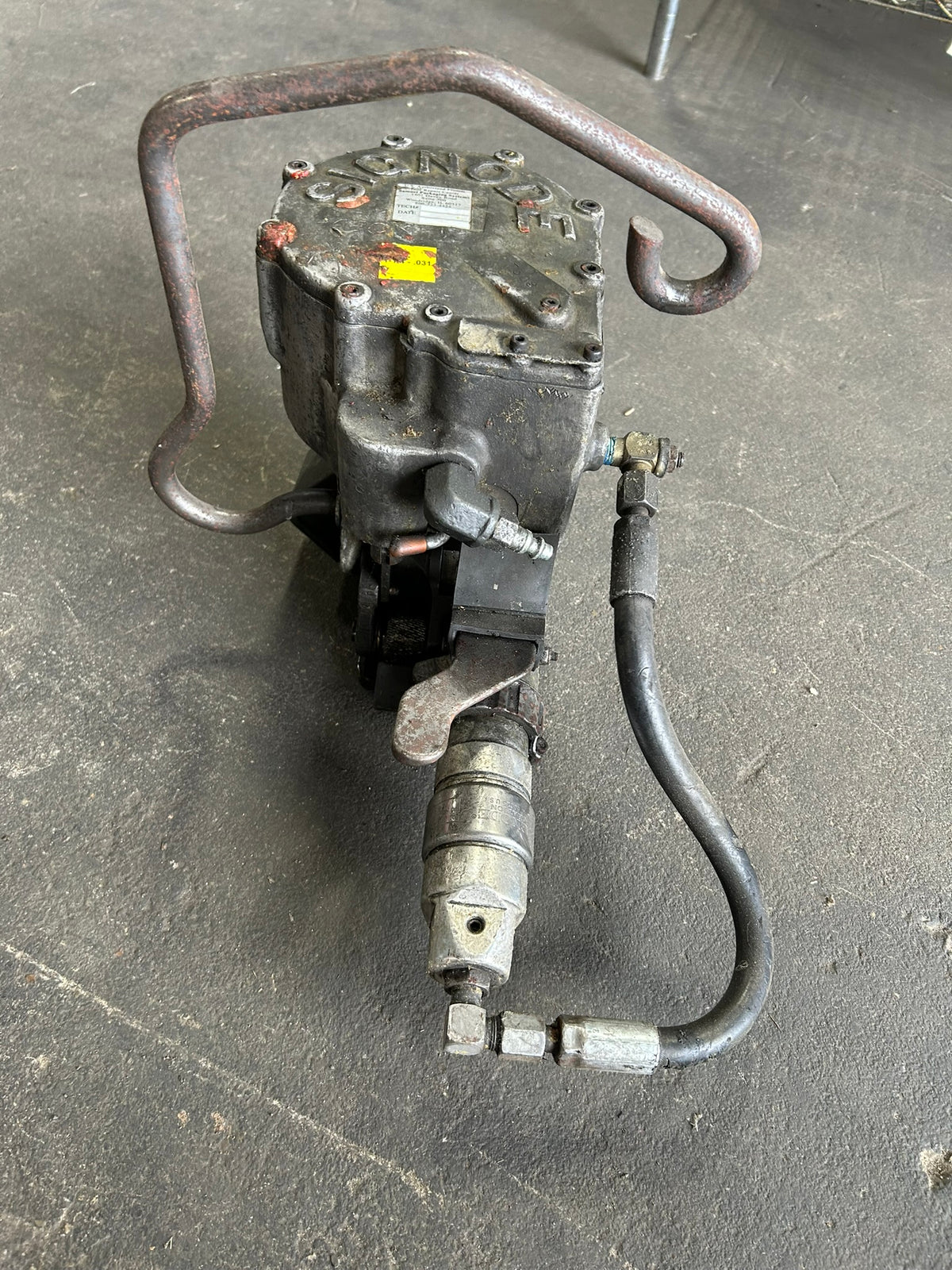 Signode PRH-114 Pneumatic Push Type Power Combination Strapping Tool 1-1/4"