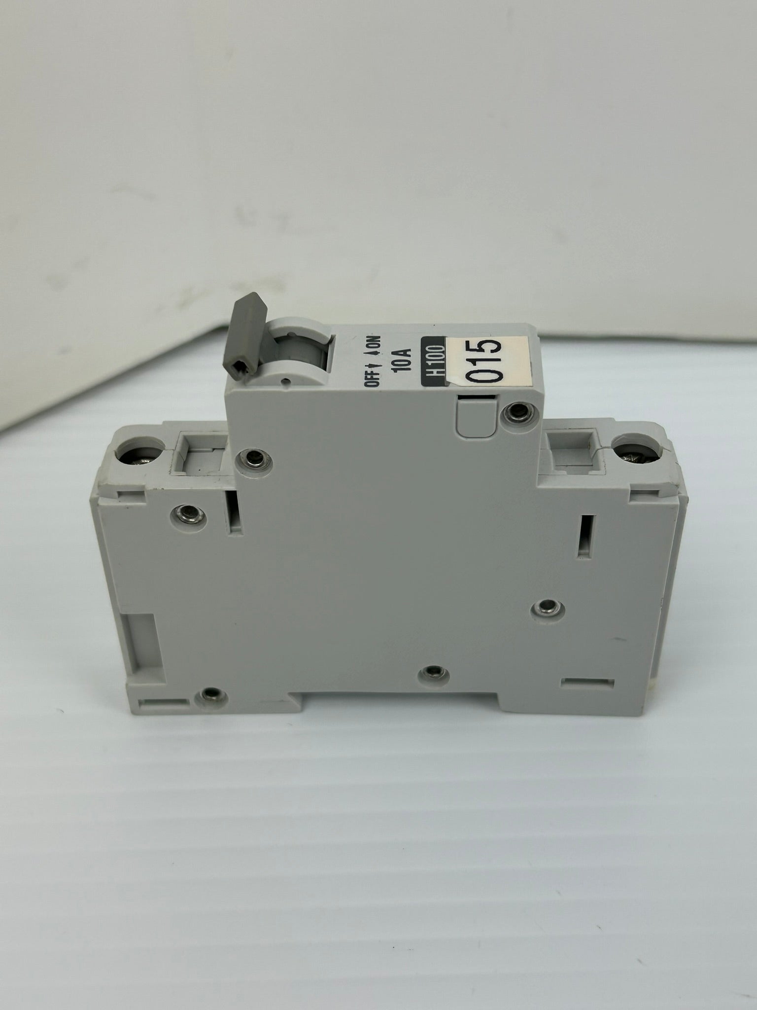 Allen-Bradley 1492-CB1 Circuit Breaker H100 Series B 277VAC 10A 1P - Lot of 3