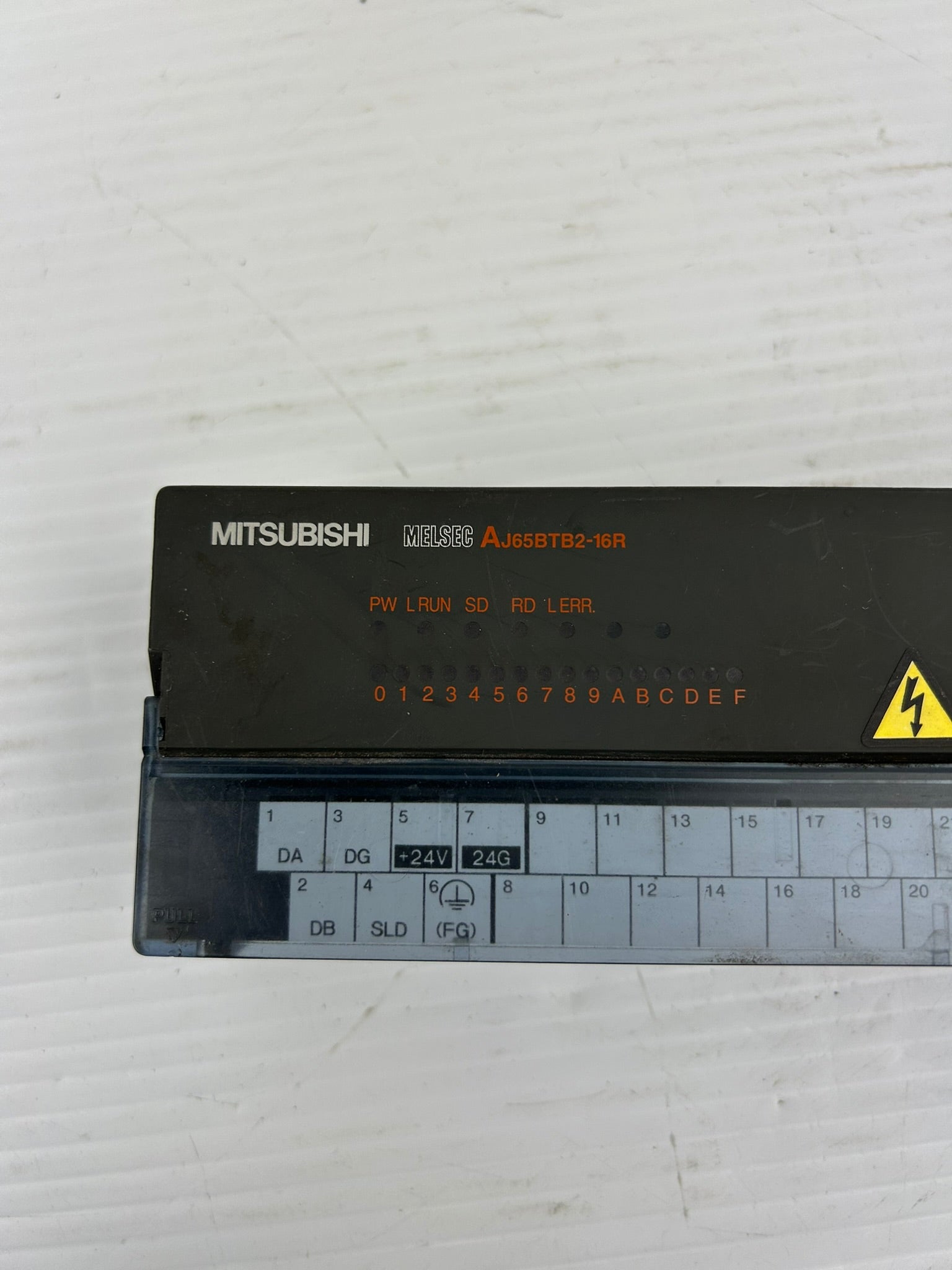 Mitsubishi AJ65BTB2-16R Melsec CC-Link Output Unit PLC Module 24VDC/240VAC 2A
