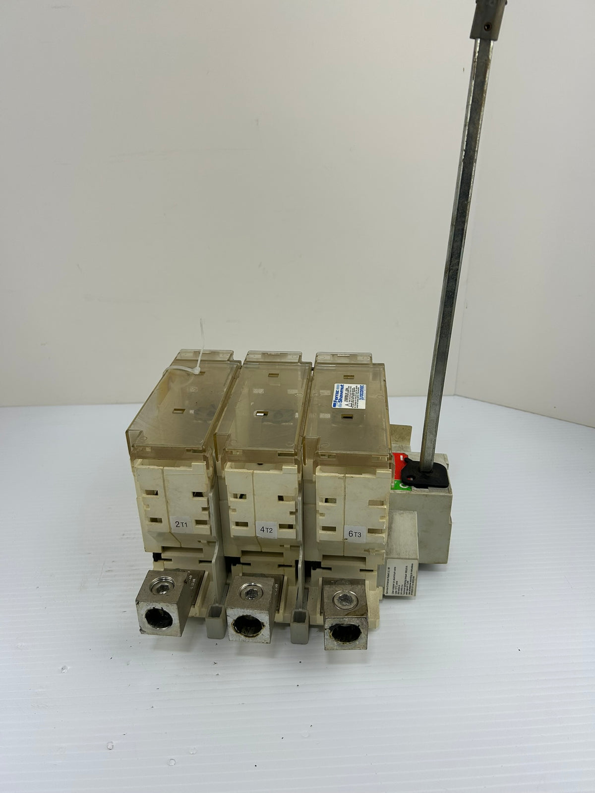 Ferraz Shawmut FBJ200 Fusible Disconnect Switch J 200A 50/60Hz - No Fuses