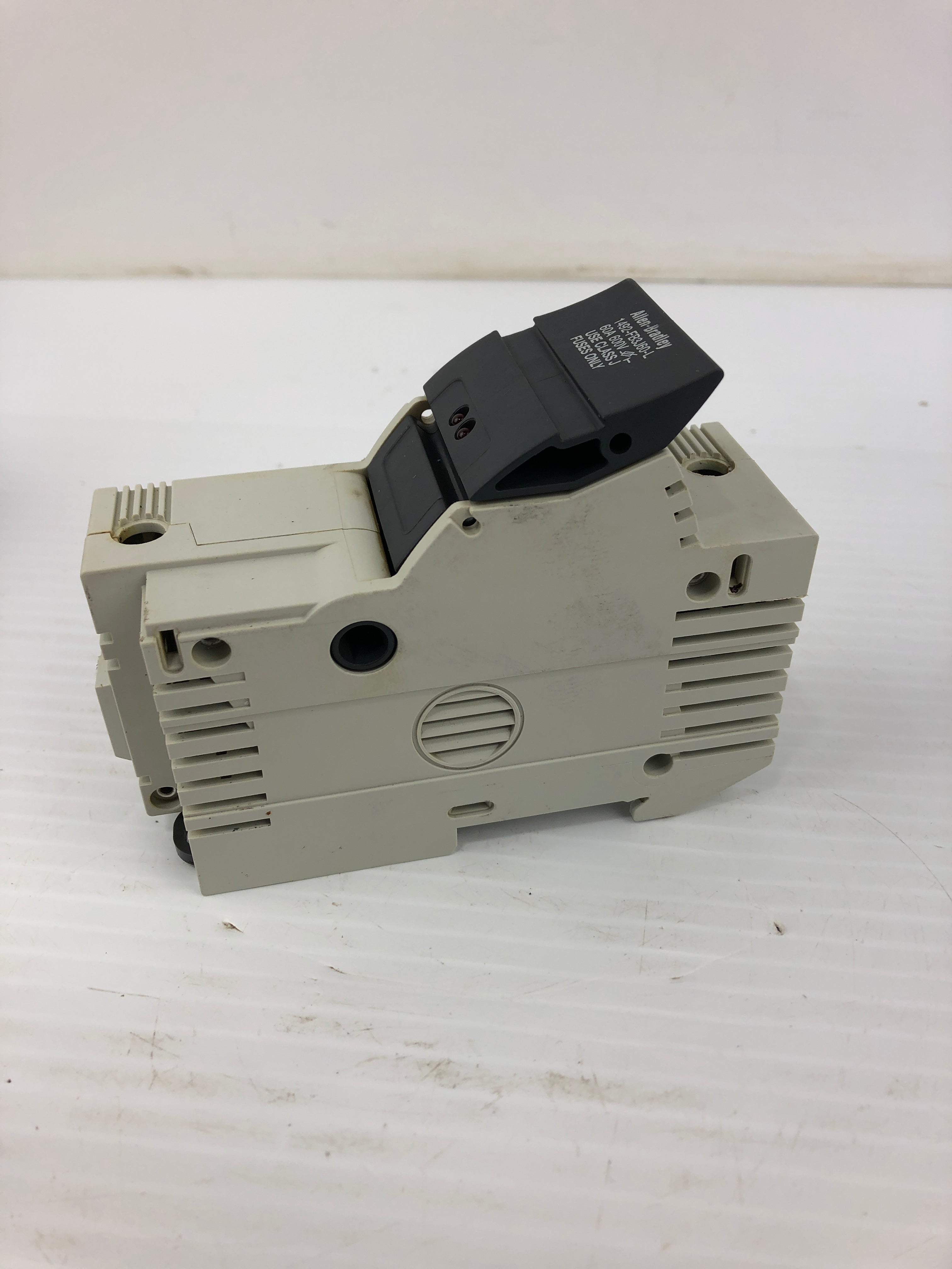 Allen-Bradley 1492-FB3J60-L Fuse Holder Ser. B 600V 60A