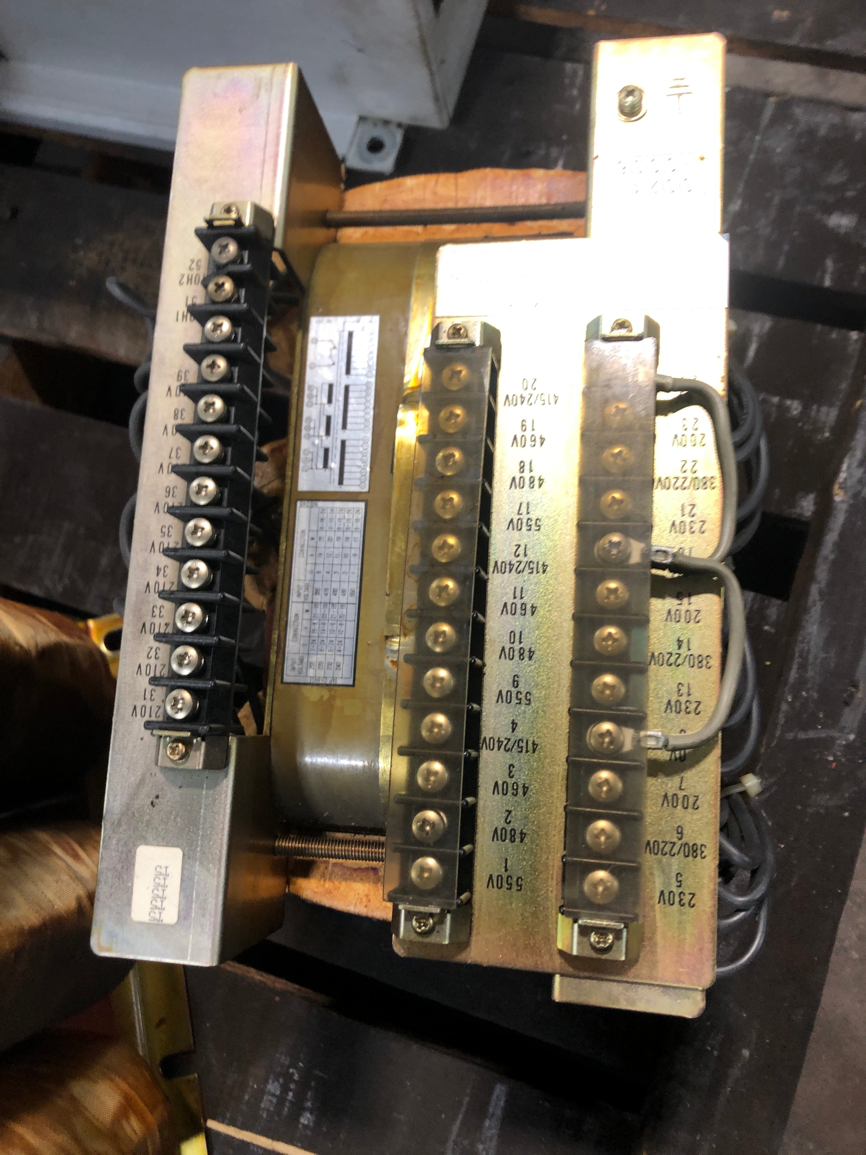 Fanuc A80L-0024-0006 Transformer 3.5KVA P15T0009