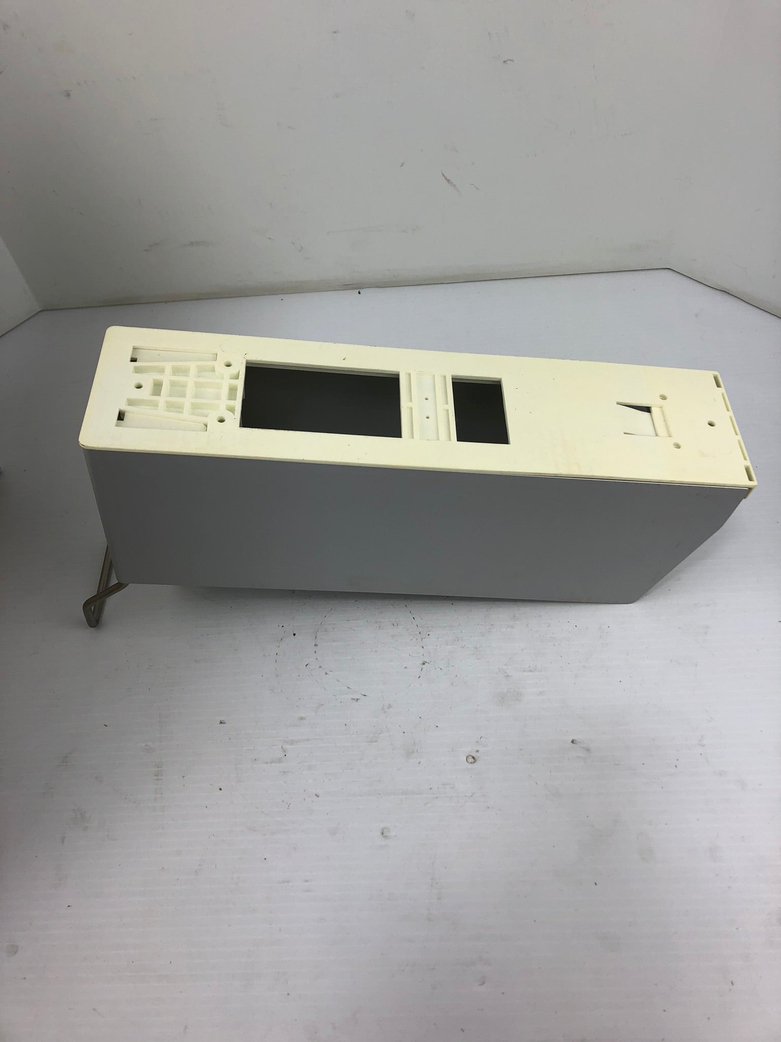 Force Industrial Ingo-Man ZCV 23 Pumice Hand Cleaner Dispenser