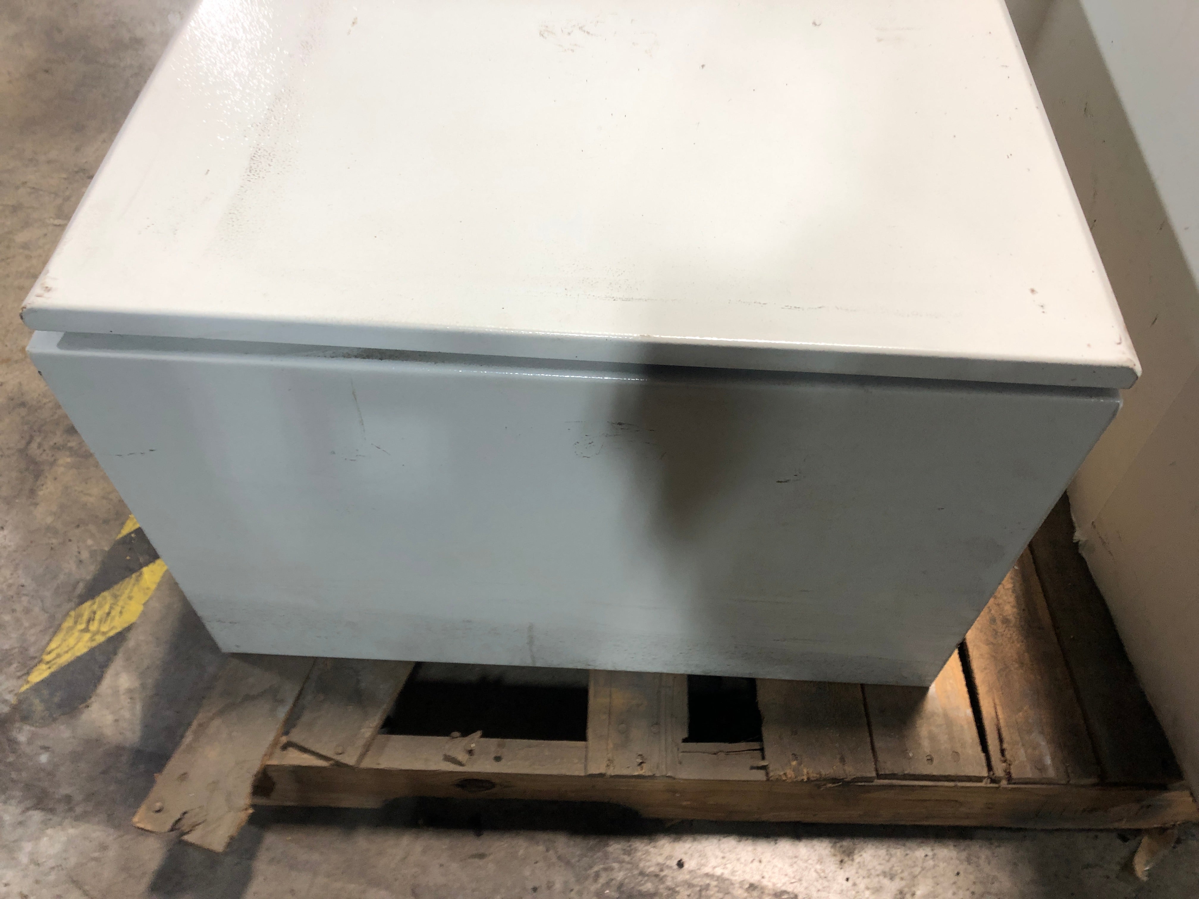 Schneider Electric Cabinet 24" x 16" Deep x 31" Tall - EMPTY