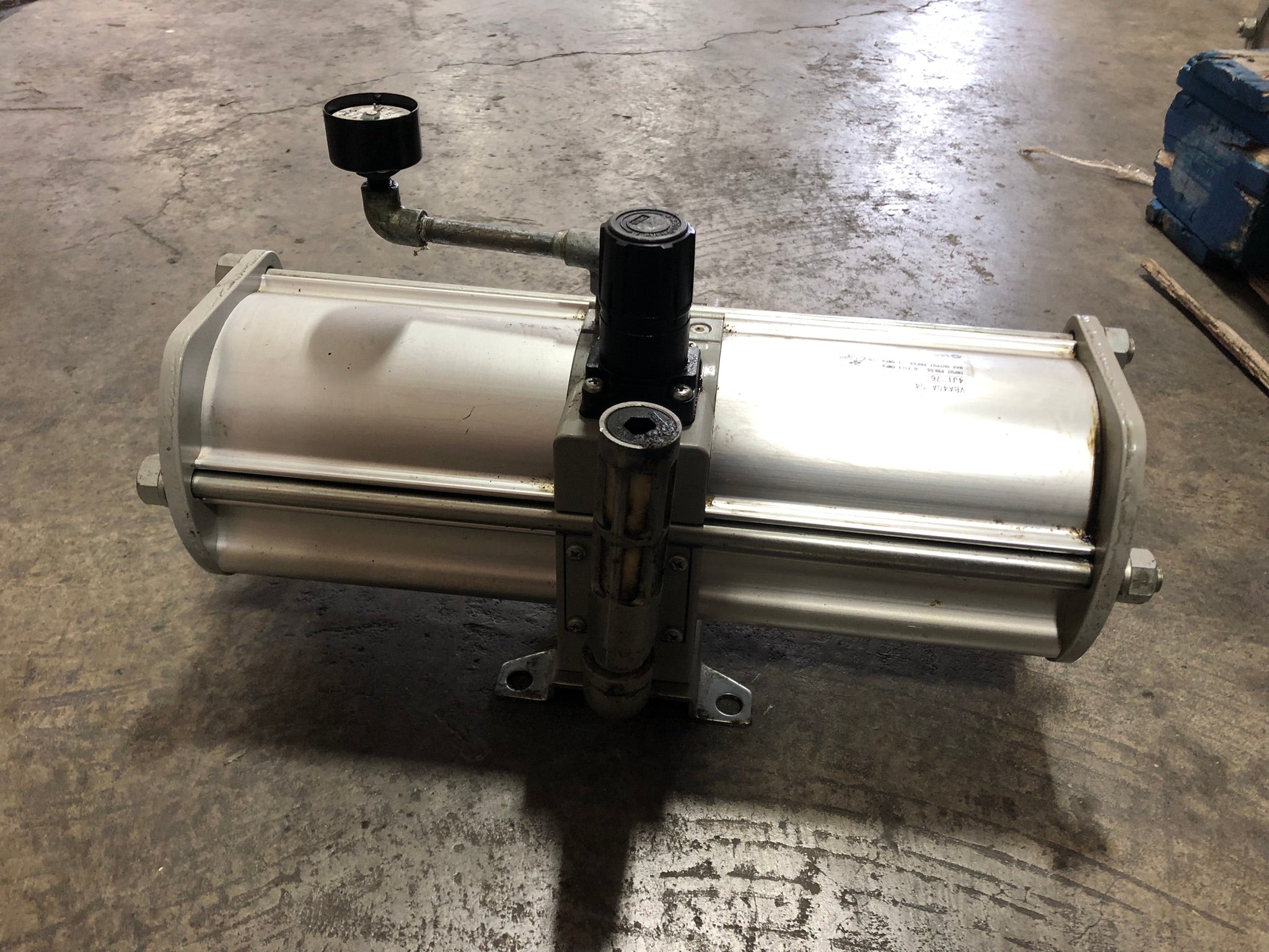 SMC VBA40A-04 4J1-76 Pneumatic Output Booster