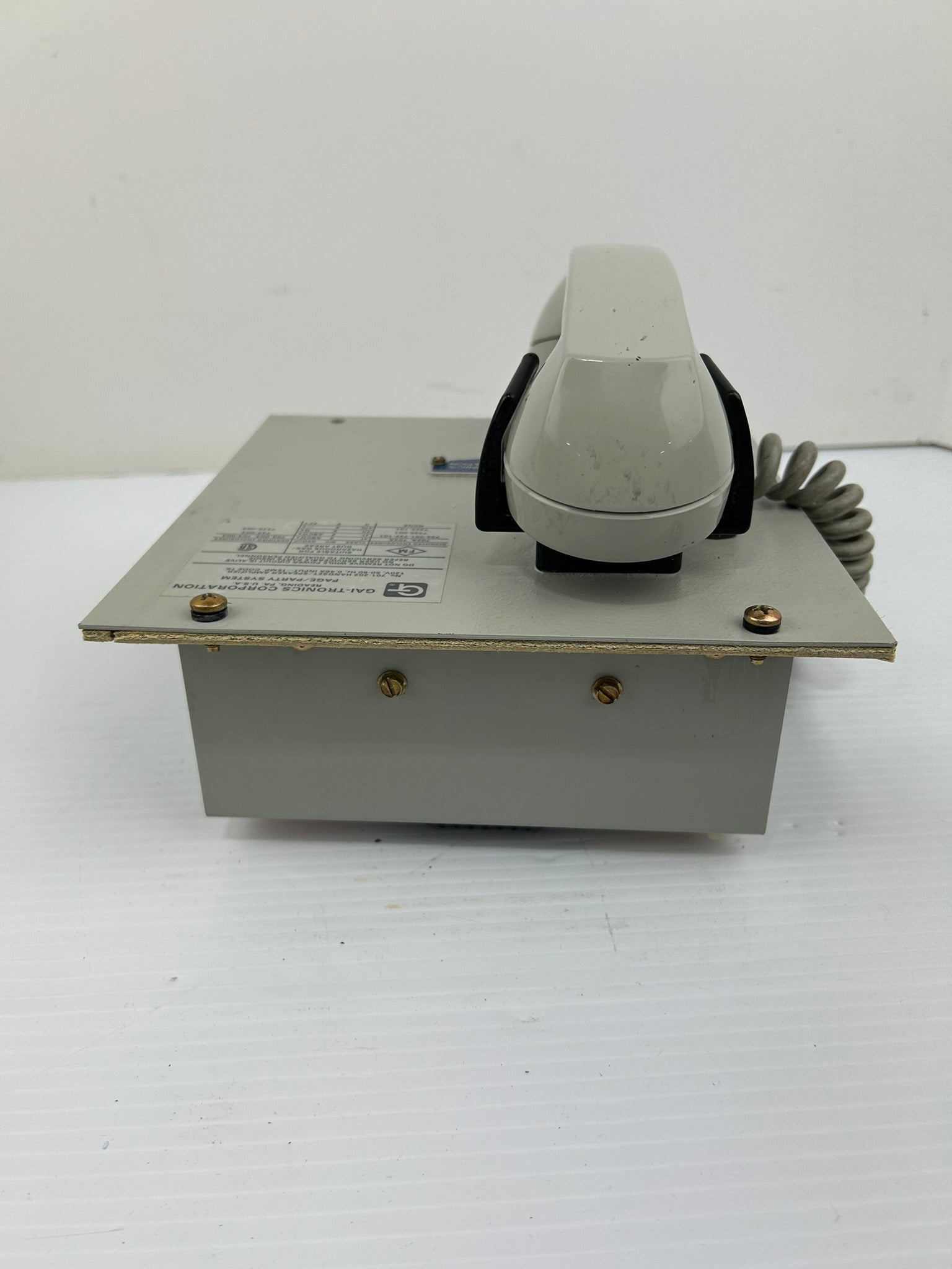 GAI-Tronics 701-202 Handset Speaker Amplifier Page Party System