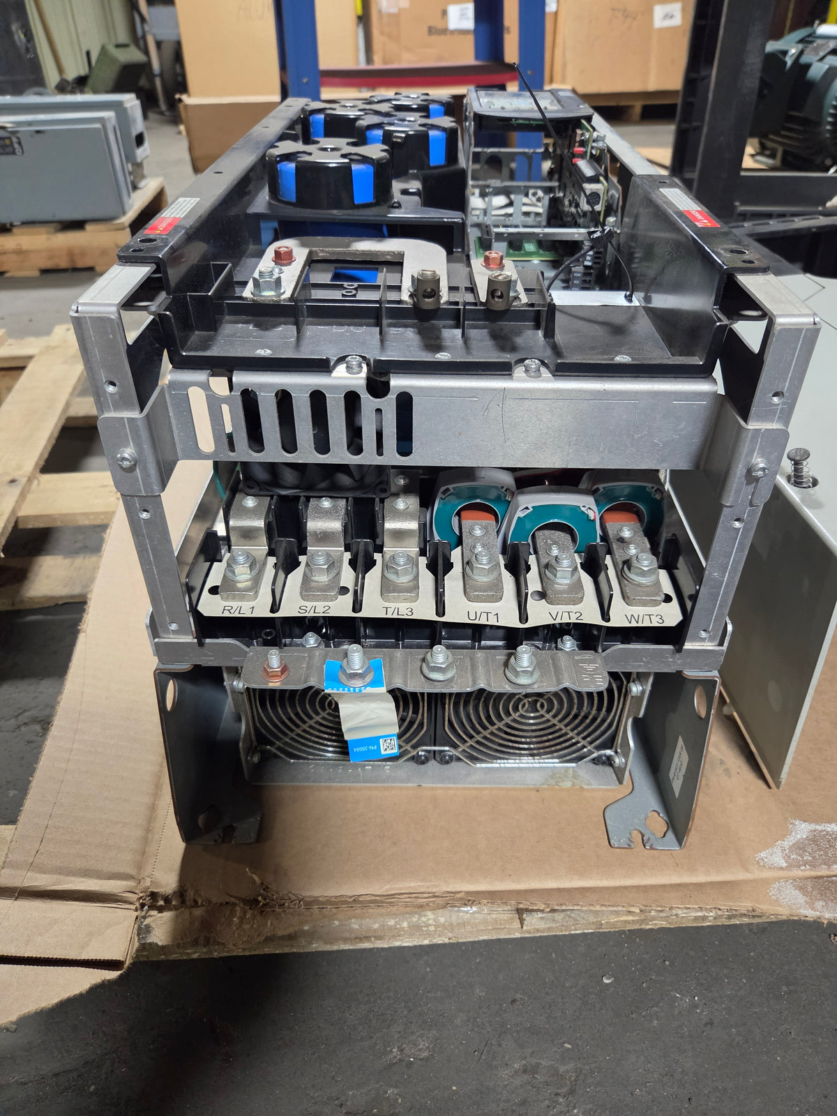 Allen Bradley PowerFlex 753 Drive 20F1AND186AA0NNNNN 3PH Ser A - Needs Repair
