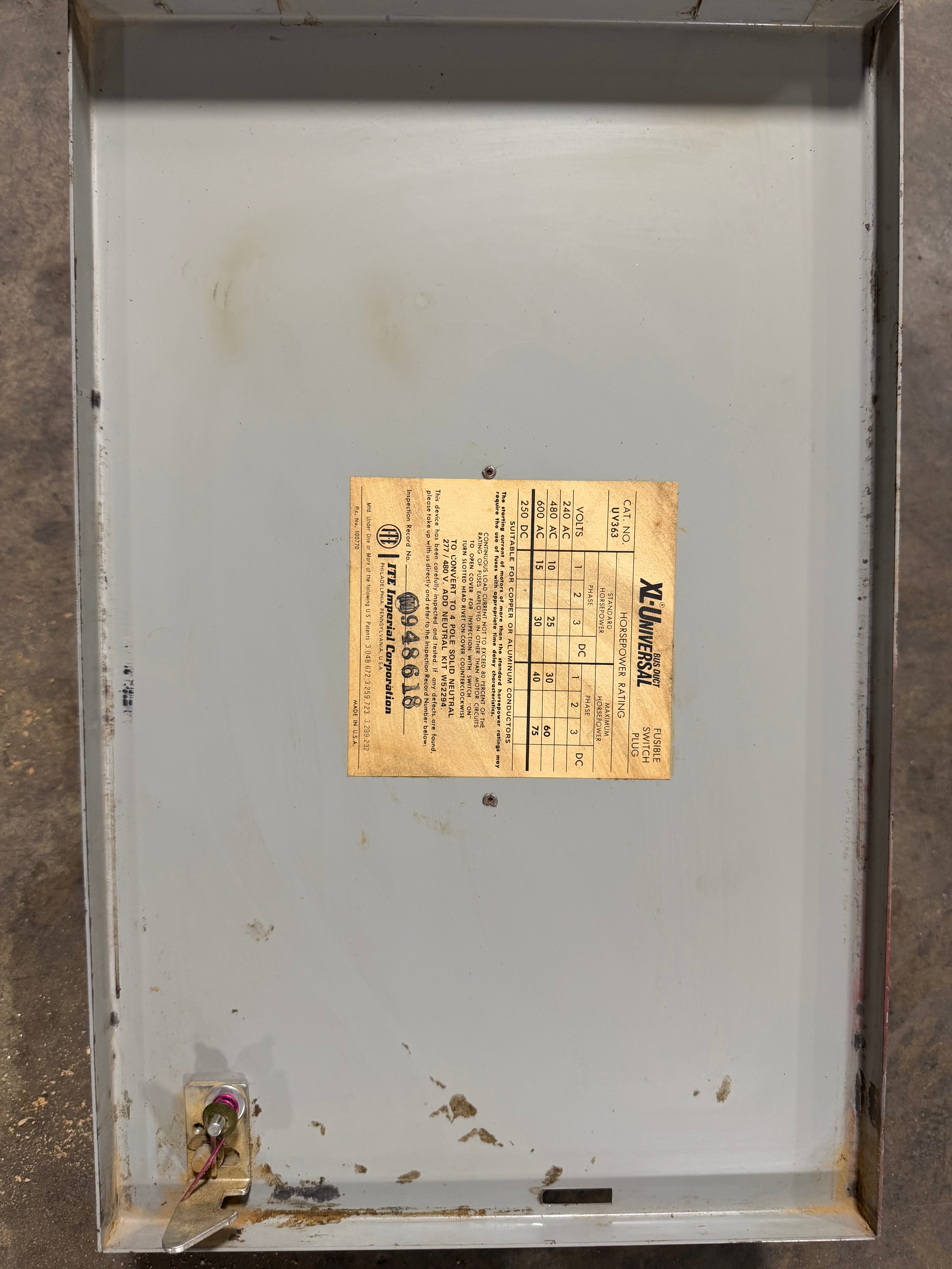 ITE Gould UV363 XL-U Fusible Bus Plug 100A 600V 3PH 3W Used