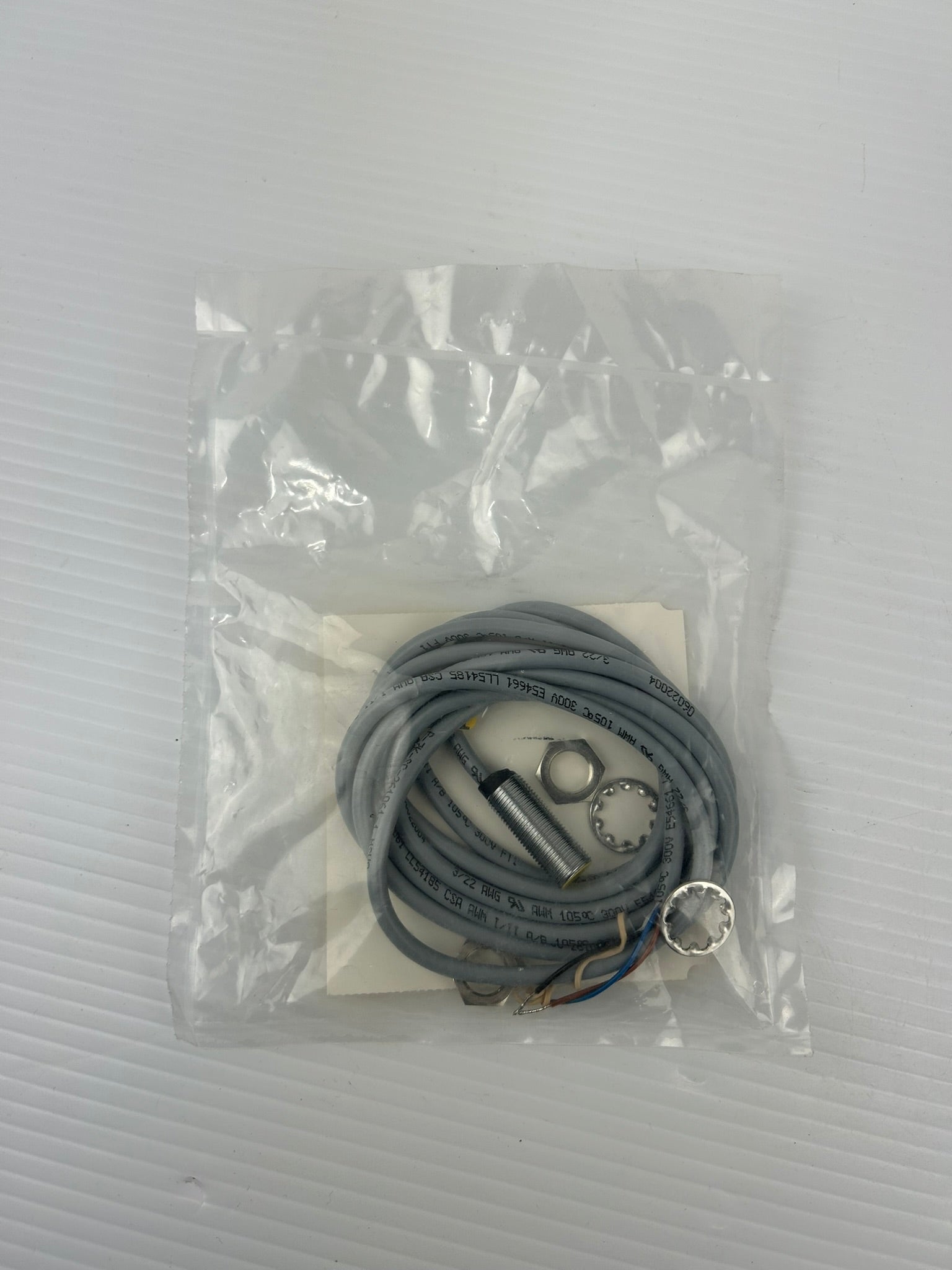 Turck BI2-G12K-AP6 Inductive Proximity Sensor 4670290 10-30 VDC 200mA