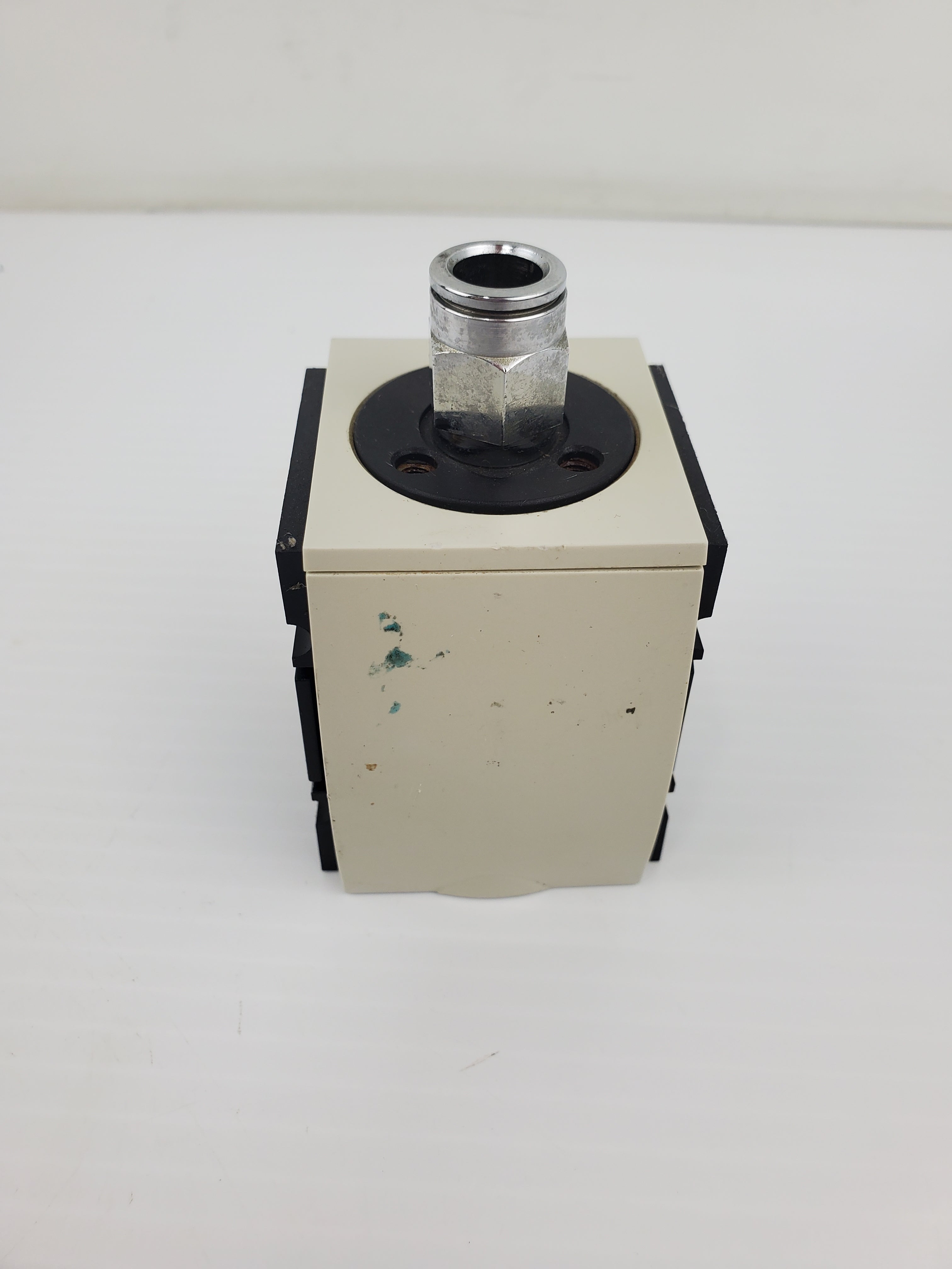 Rexroth AS2-DIS-G038-NC3 Pneumatic Distributor R412006251 FD 883
