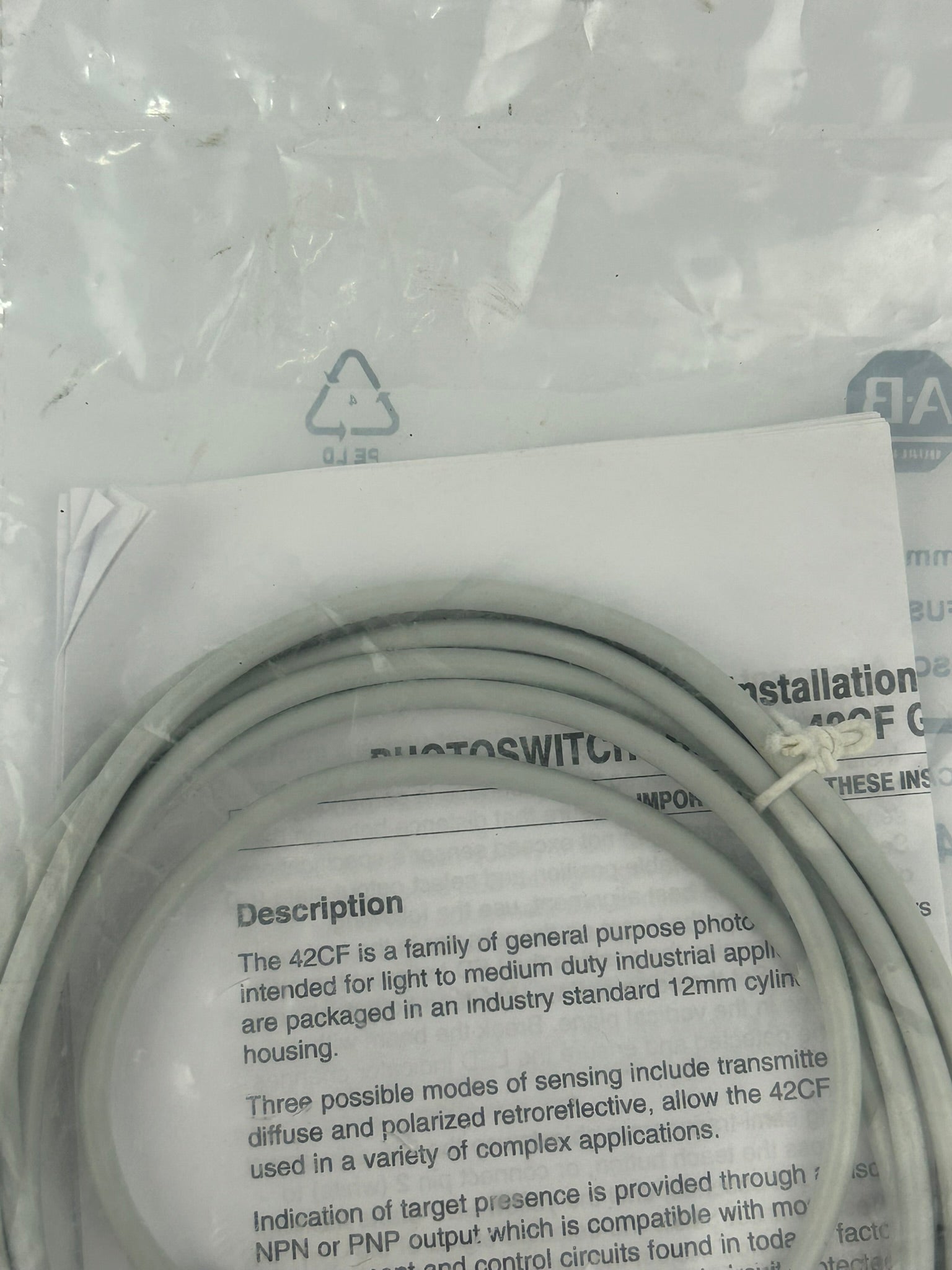 Allen Bradley 42CF-D1LPA1-A2 Diffuse Sensor 100mm Series A Photosensor