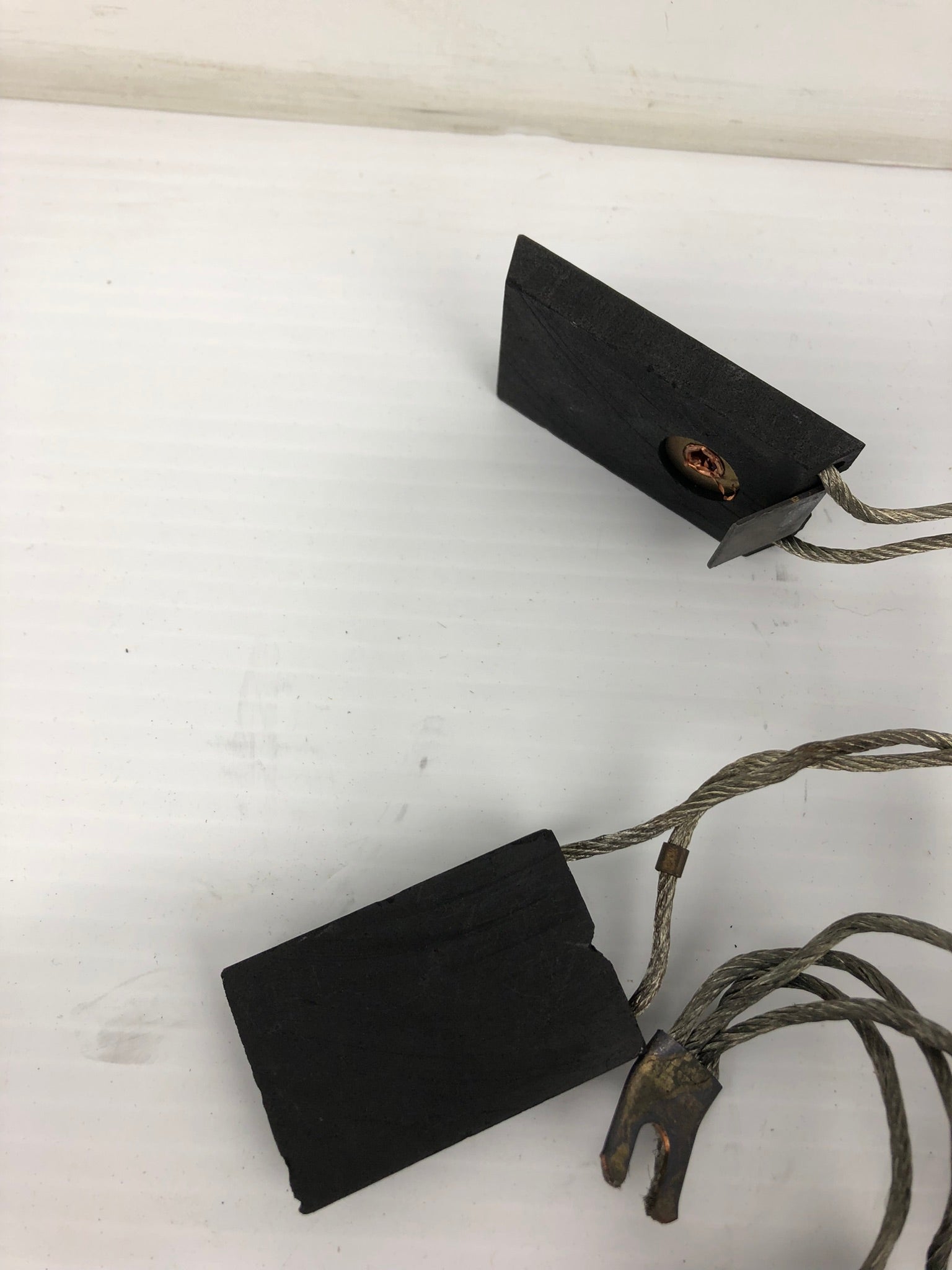 Repco REP523W Motor Brush - Lot of 4