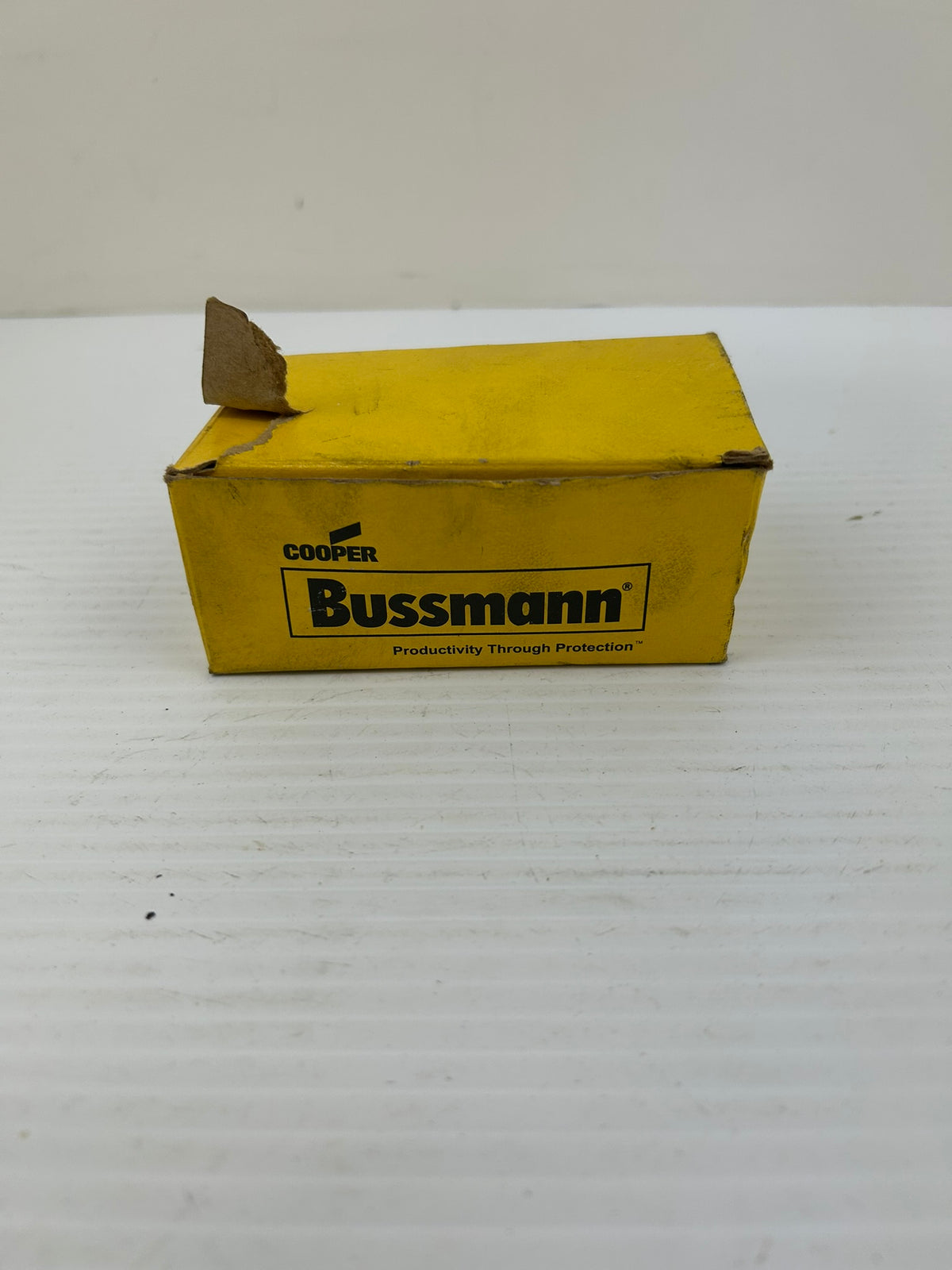 Bussmann LPJ-6SP Low Peak Class J Time Delay Fuse 6A - Box of 8