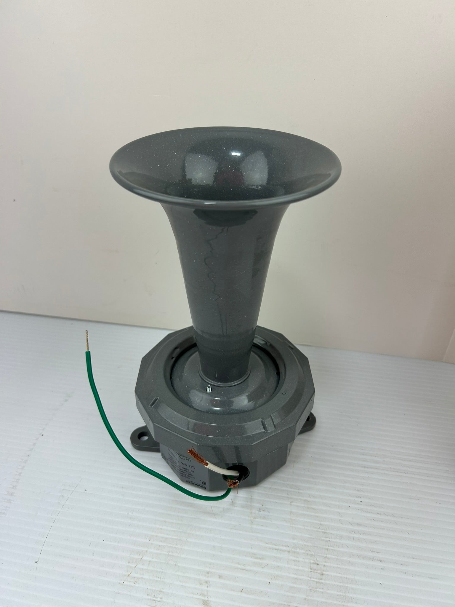 Edwards B-N-8546-N5 Adaptahorn Weatherproof Horn Single Projector 120VAC