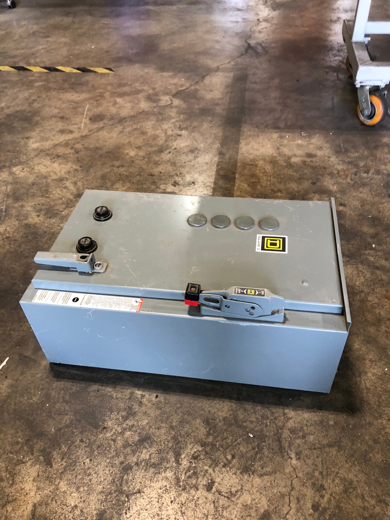 Square D 8810UCA4V02SY74 Combination Starter 30A Breaker Disconnect Type 12/3R