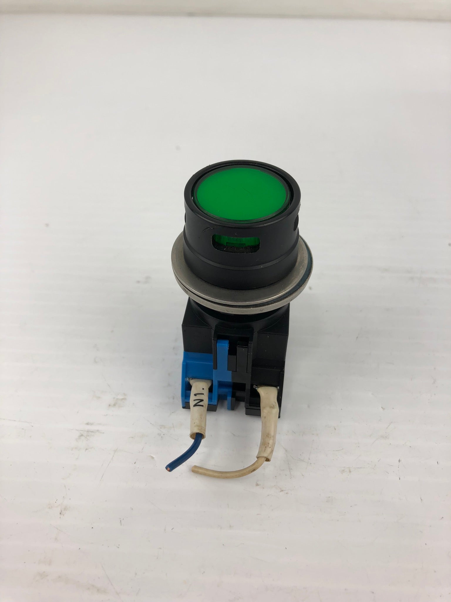 IDEC HW-GA1 Push Button HW1L-MF210 Green