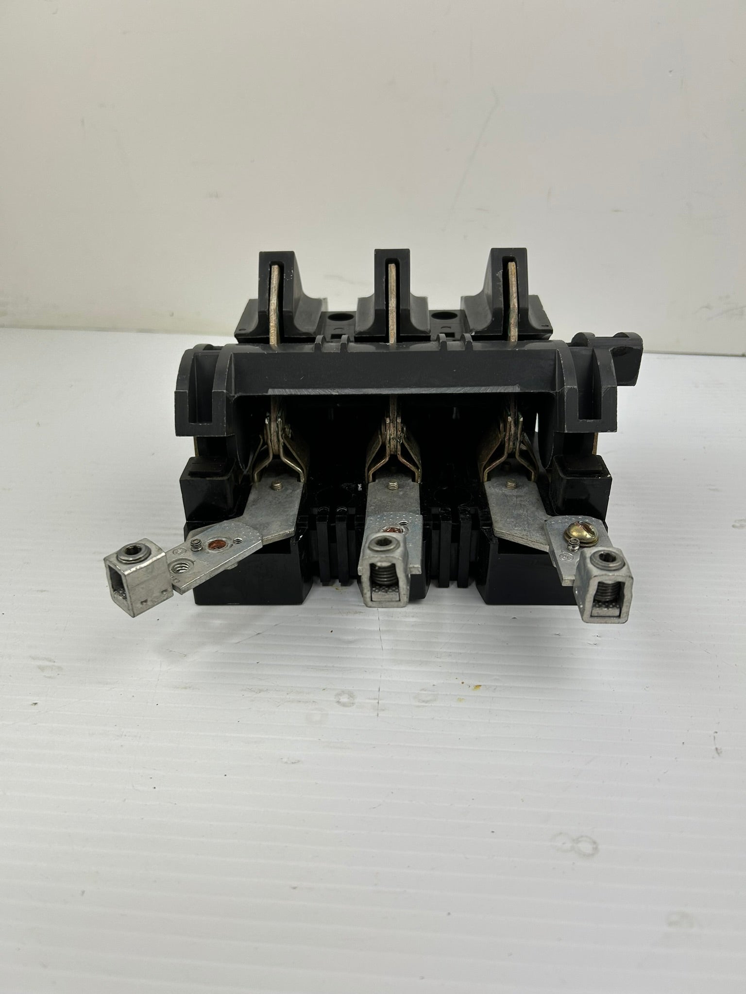 Allen-Bradley Bulletin 1494F Disconnection Switch 100A 600VAC 250VDC 3PH 3P