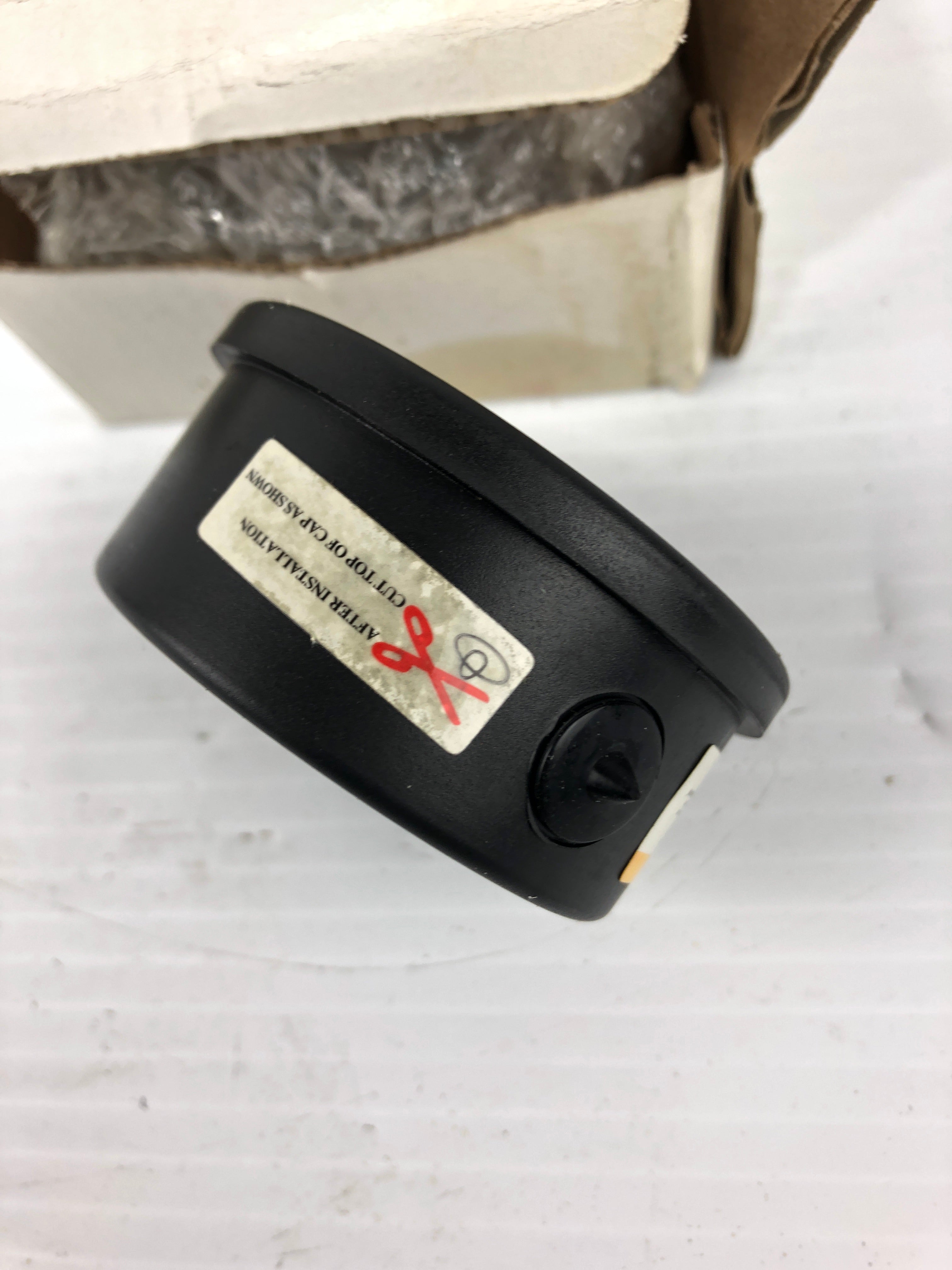 Pressure Gauge 4FLD3 2-1/2" 0-3000 PSI