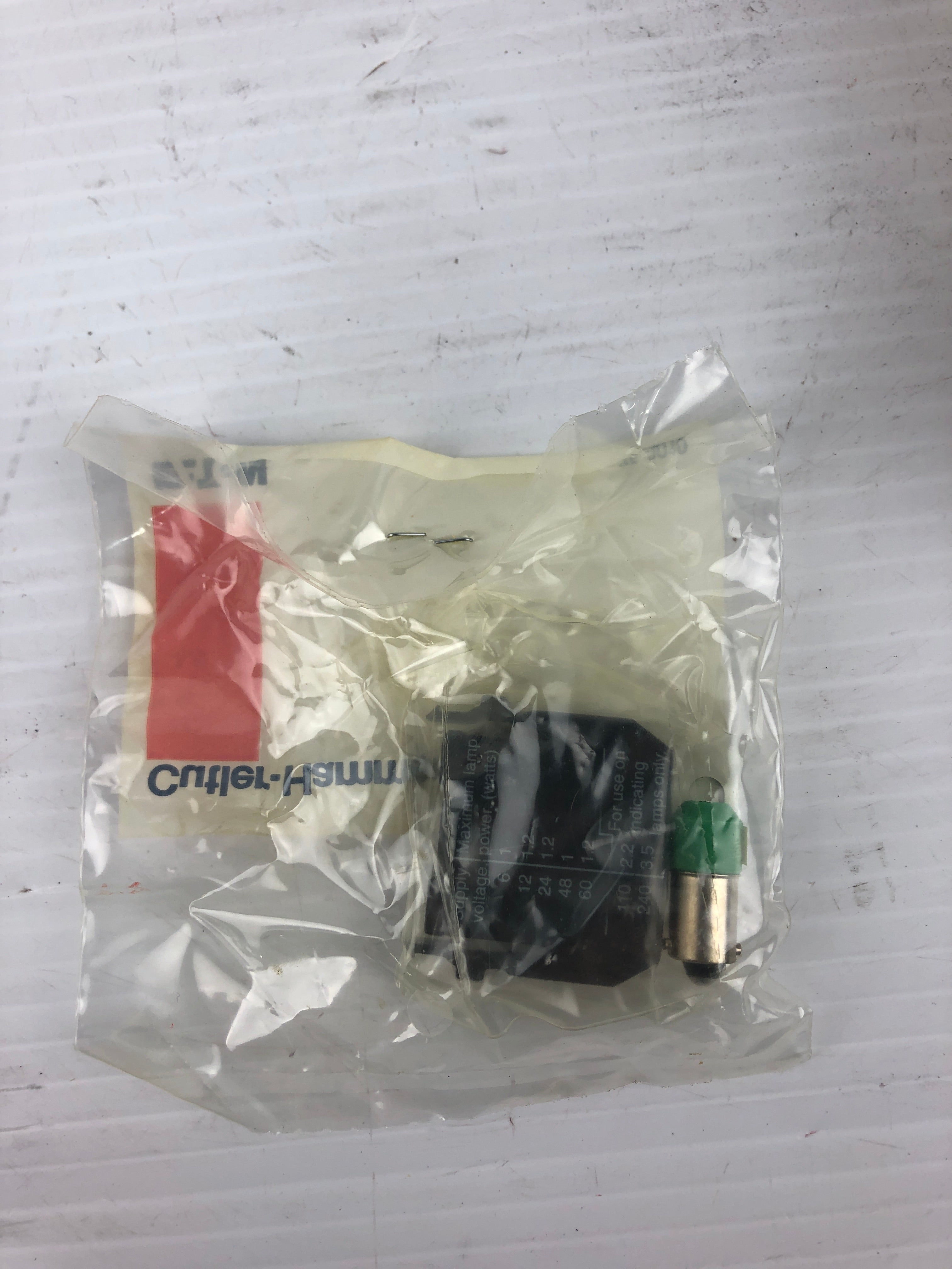 Cutler-Hammer E22DL24G Light Unit - Box of 1