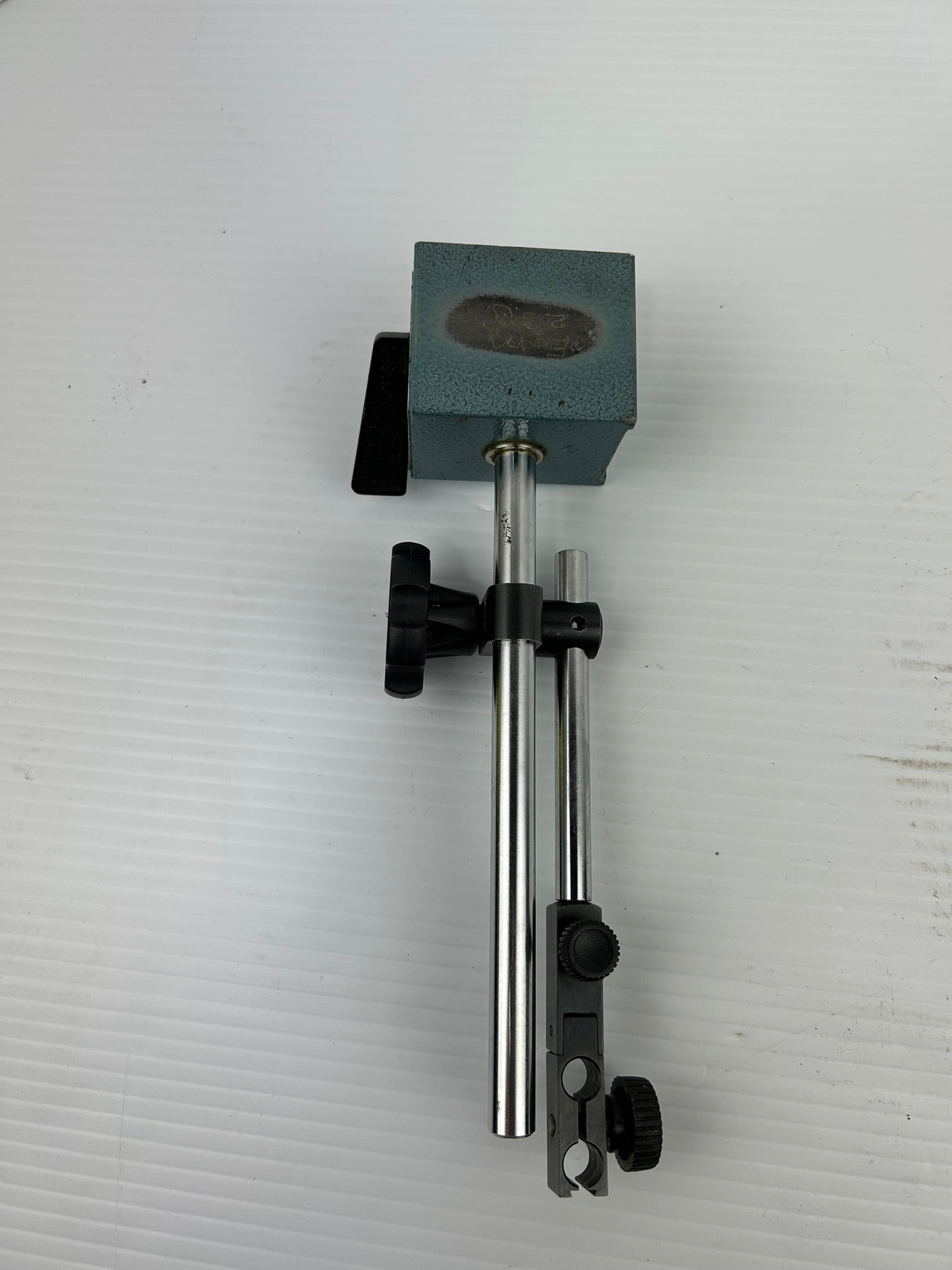 Mitutoyo 7011S Magnetic Base On/Off Switch
