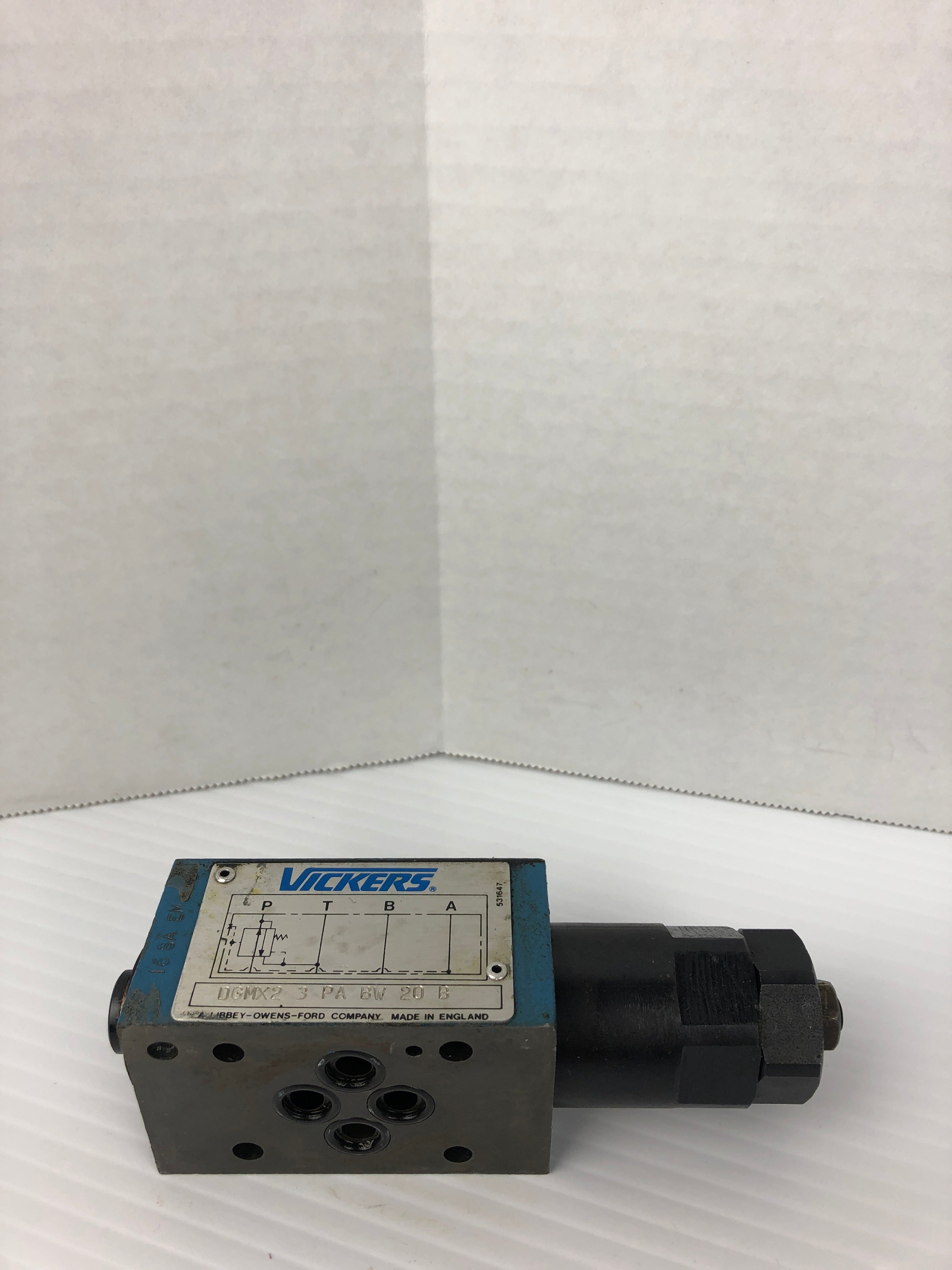 Vickers DGMX2-3-PA-BW-20-B Pressure Reducing Valve