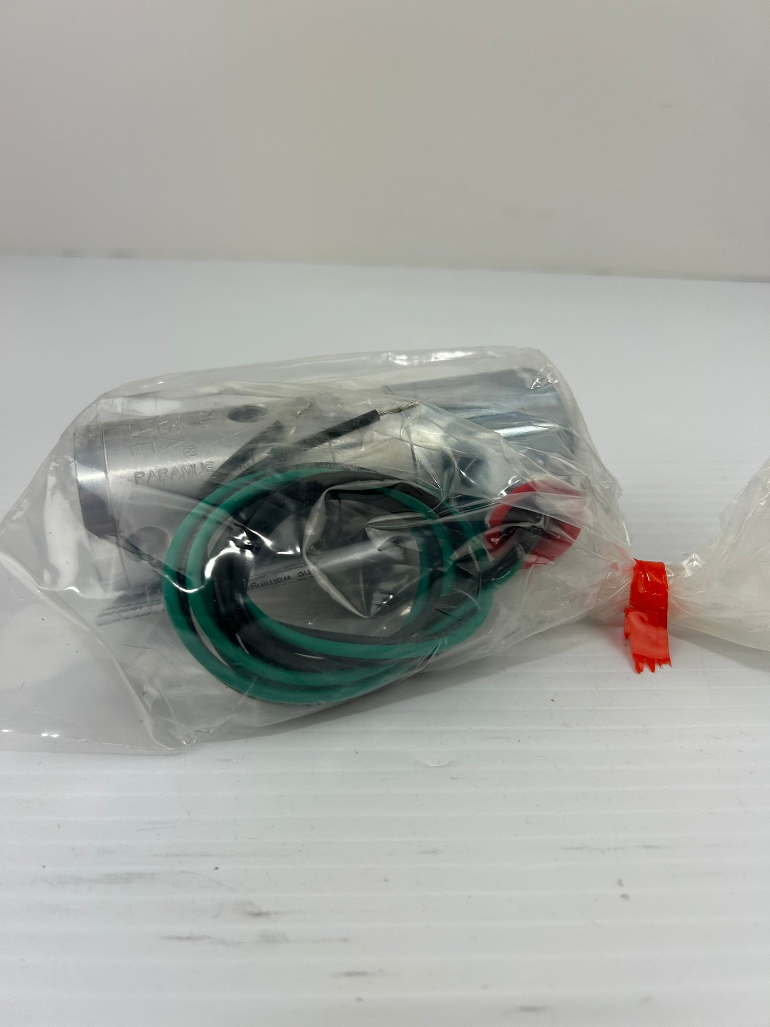 Versa ASG-4222-W-71-A120 4-Way Valve Aluminum 120V 60Hz