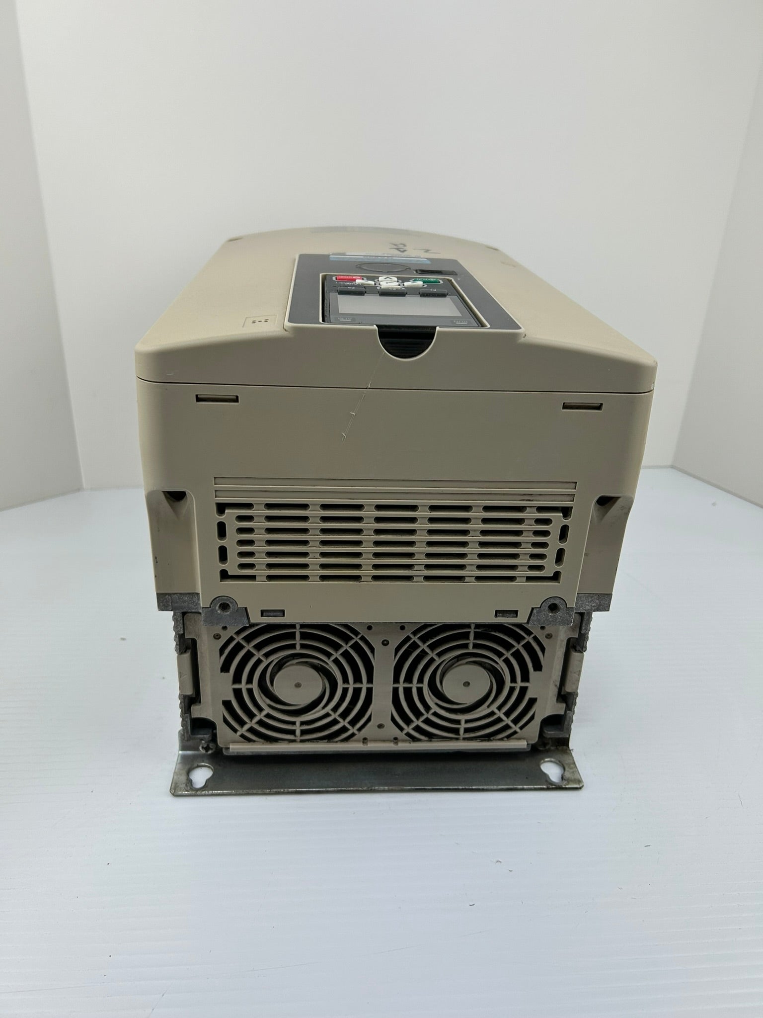 Yaskawa Electric CIPR-GA80U4060ABMA-AAAANA Industrial AC Drive Rev C