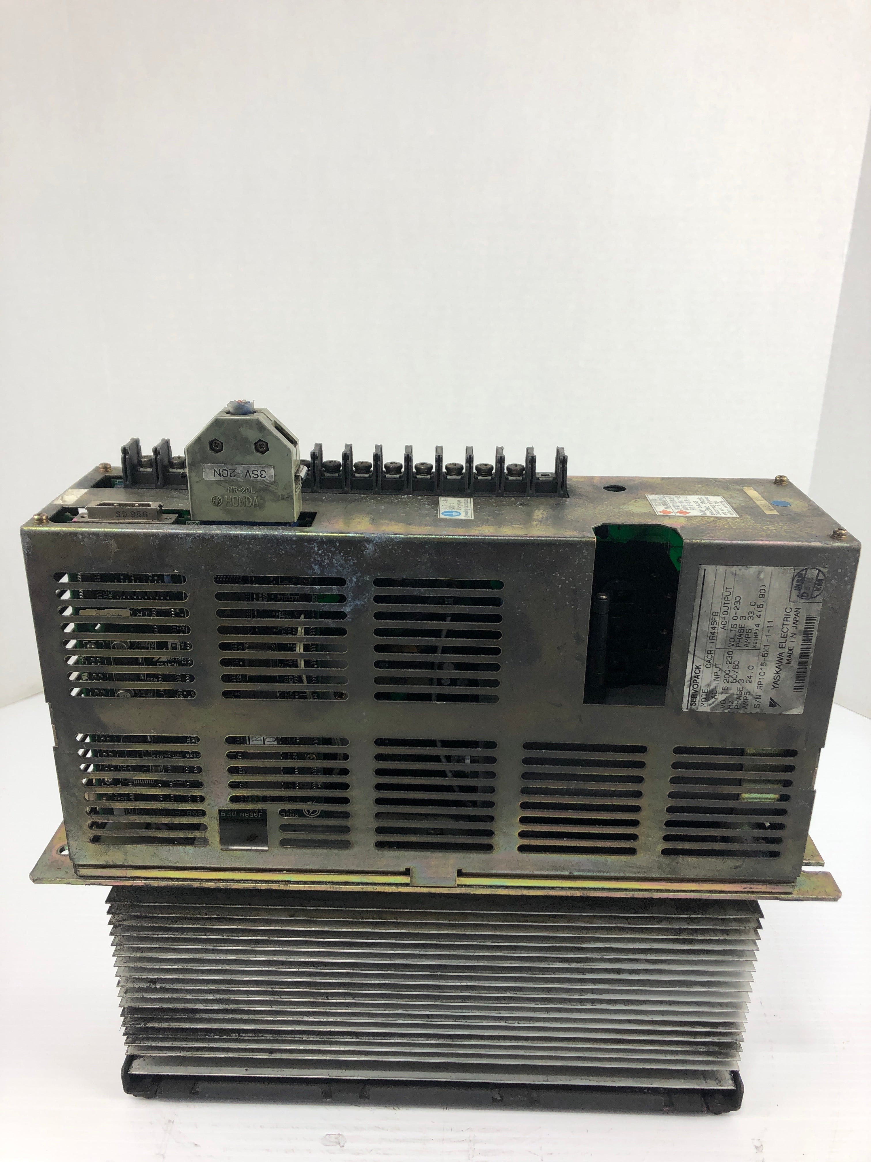Yaskawa Electric CACR-IR44SFB ServoPack Servo Drive