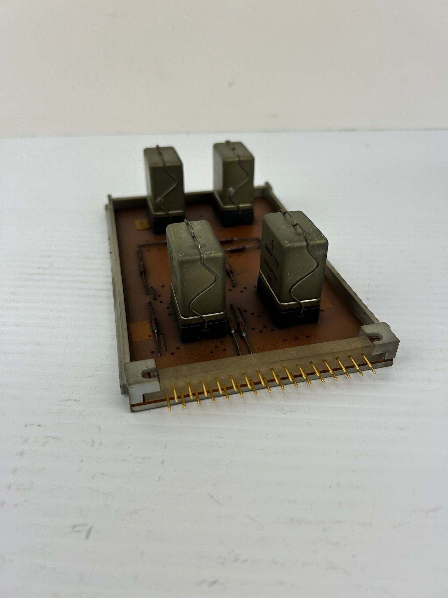 Barmag Electronic Circuit Board E1/00 with 4 Relays E100