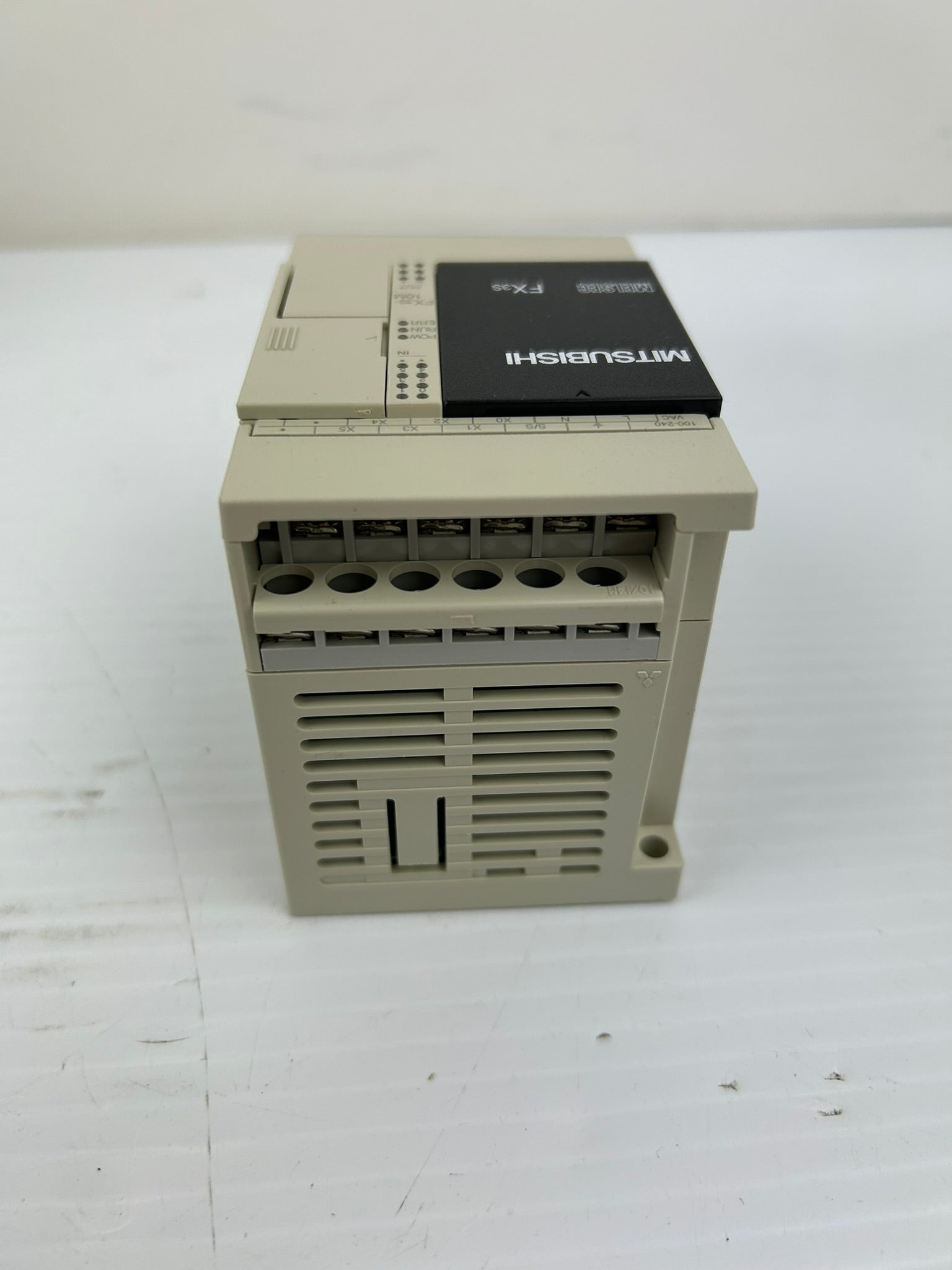 Mitsubishi FX3S-10MR/ES Melsec Programmable Controller 100-240VAC 50/60Hz 19W