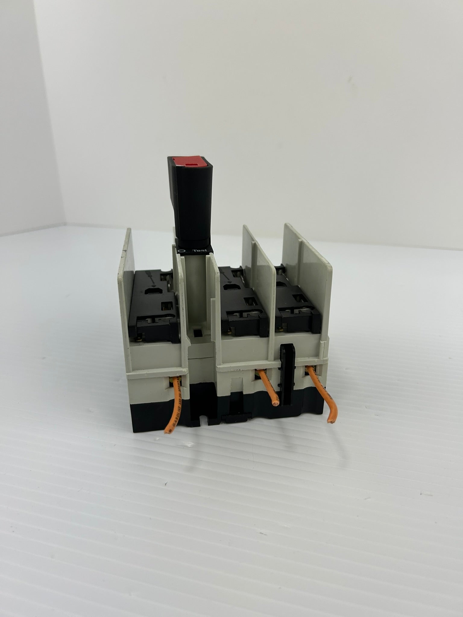 ABB BDCF30J6 General Purpose Switch Fusible 30A 600V BDCF 30J6 - No Fuses