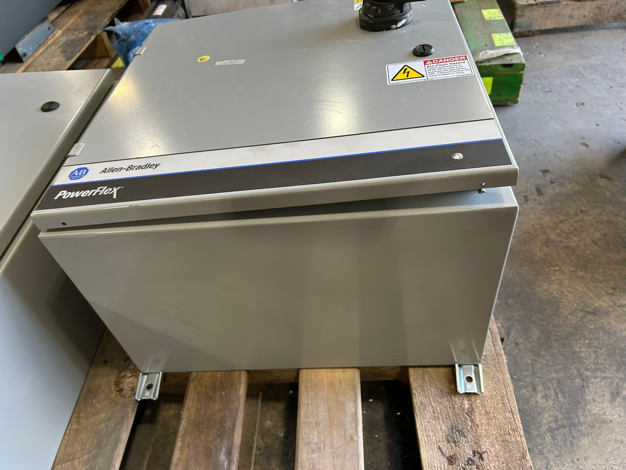 Allen Bradley 24B-D4P0H204AA-ND-P6-ME-B0-L1 PowerFlex 525 Electrical Cabinet