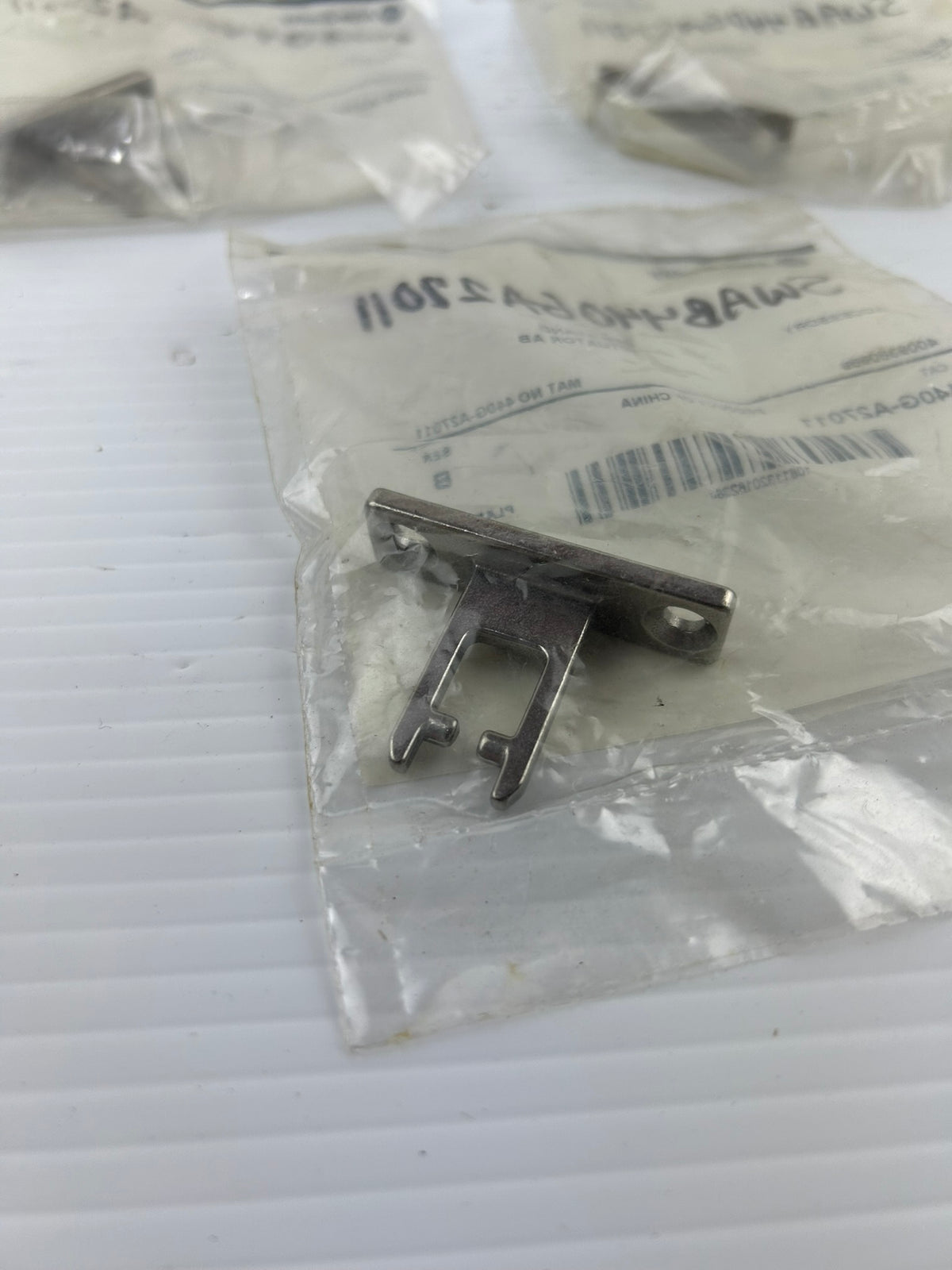 Allen-Bradley 440G-A27011 GD2 Standard Safety Interlock Actuator - Lot of 5