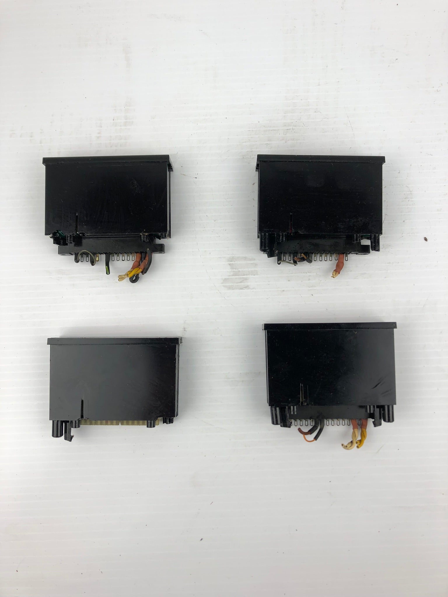 Newport 215 Voltmeter - Lot of 4