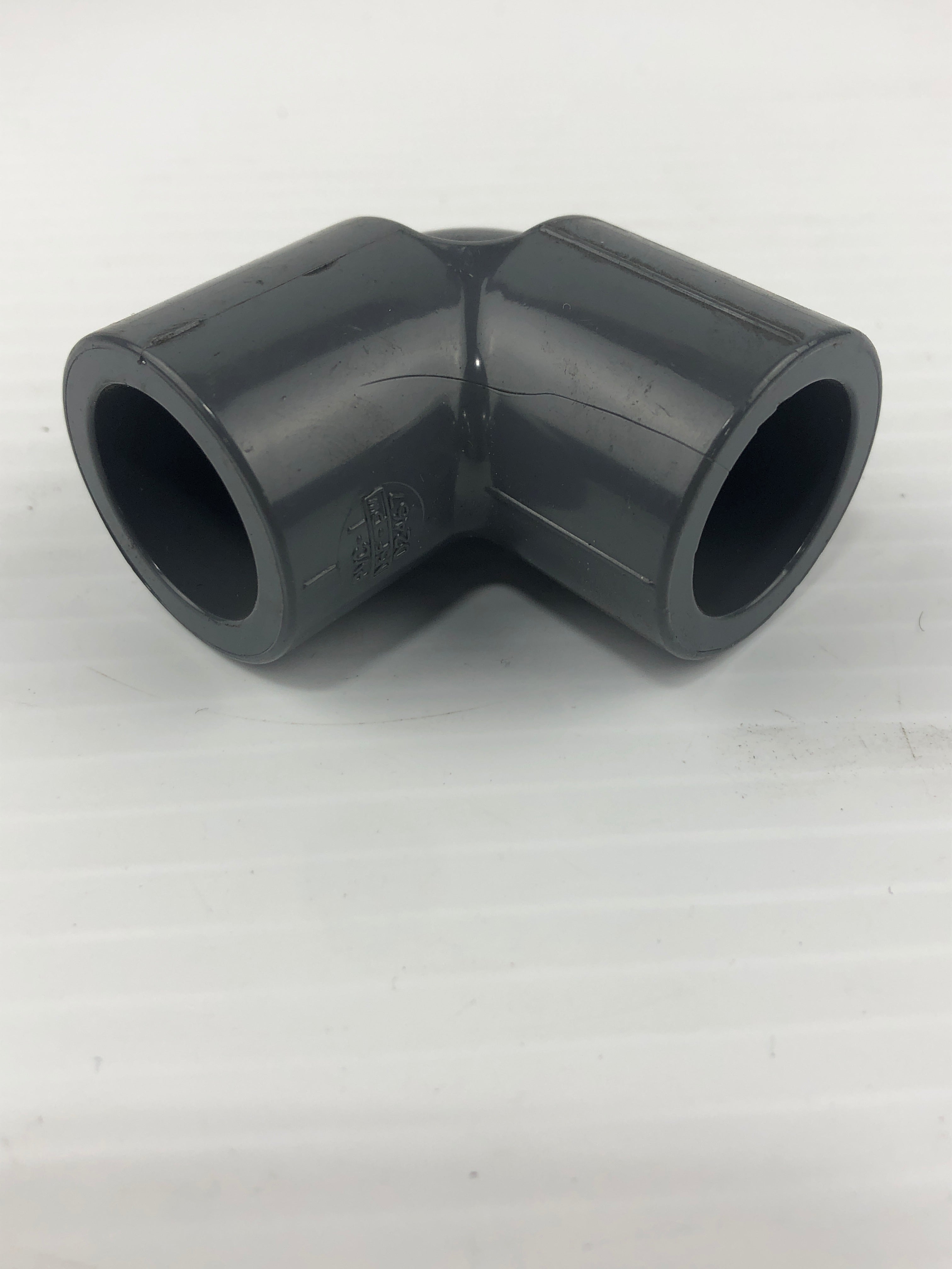 NIBCO Chemtrol D2467 1/2" Tee Gray SCH80