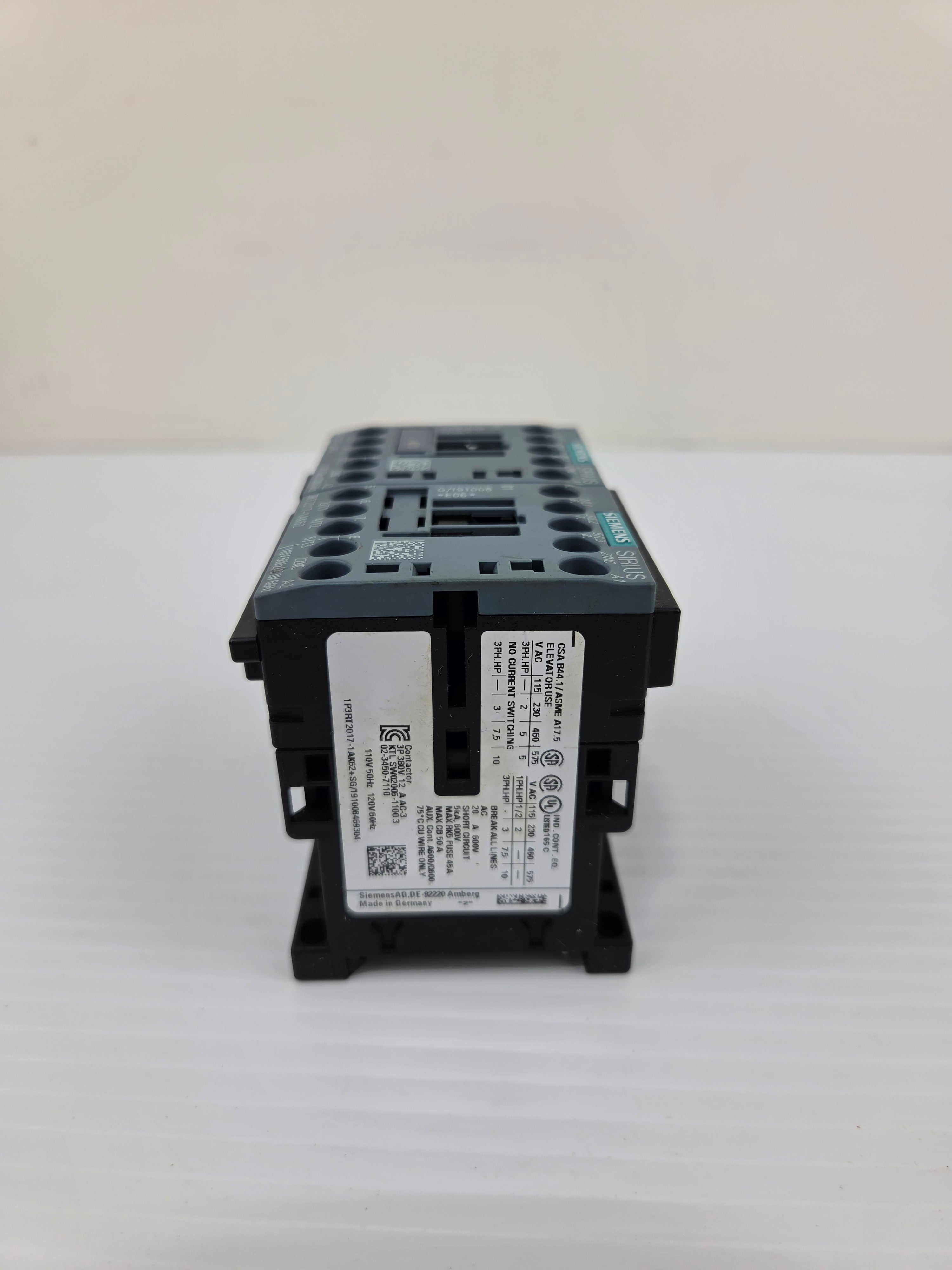 Siemens SIRIUS 3RA2317-8XB30-1AK6 Reversing Contactor 3RT2017-1AK62