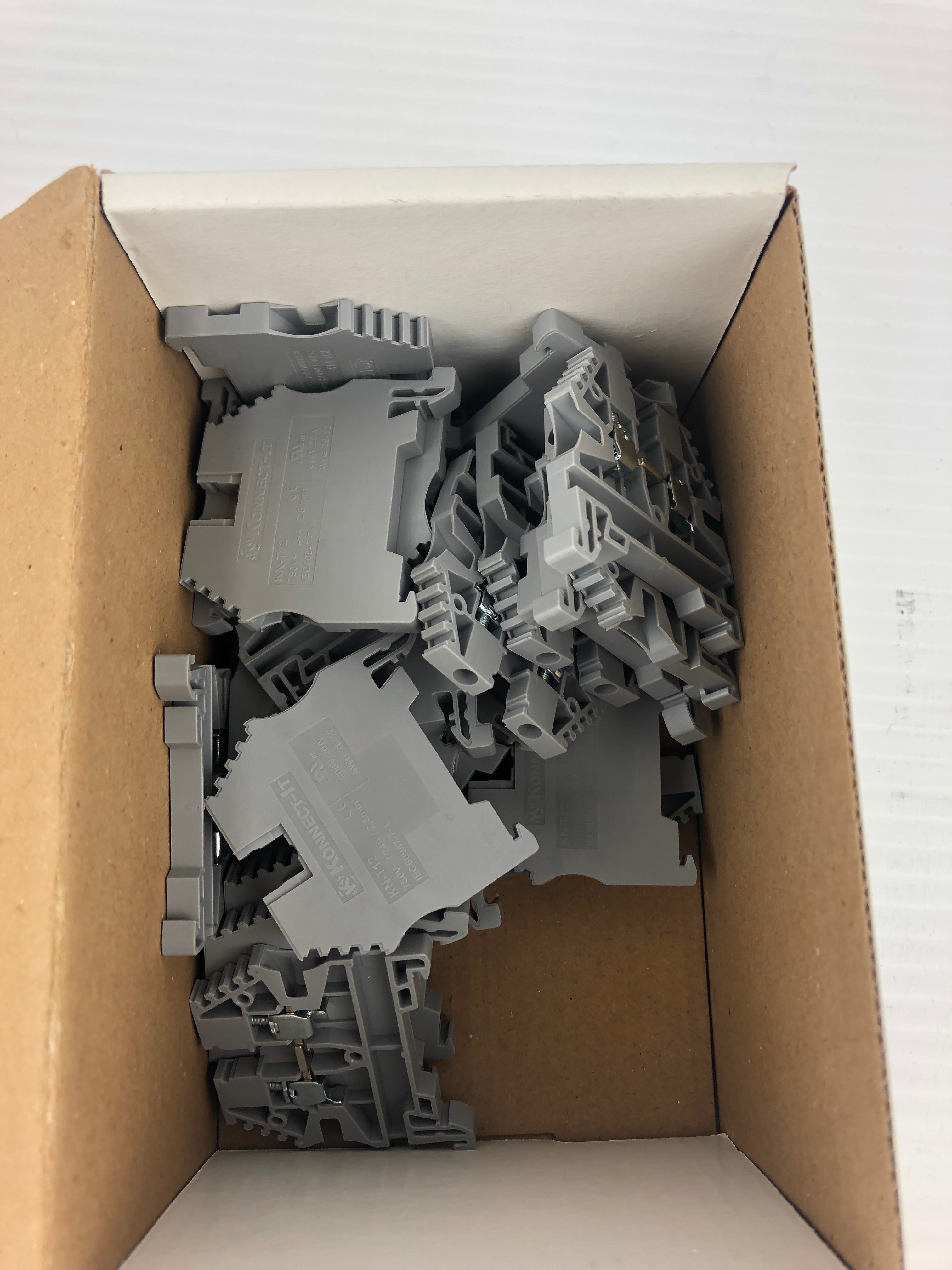 Konnect-IT KN-T12GRY Terminal Blocks Gray 20A 12AWG 600V - Lot of 27