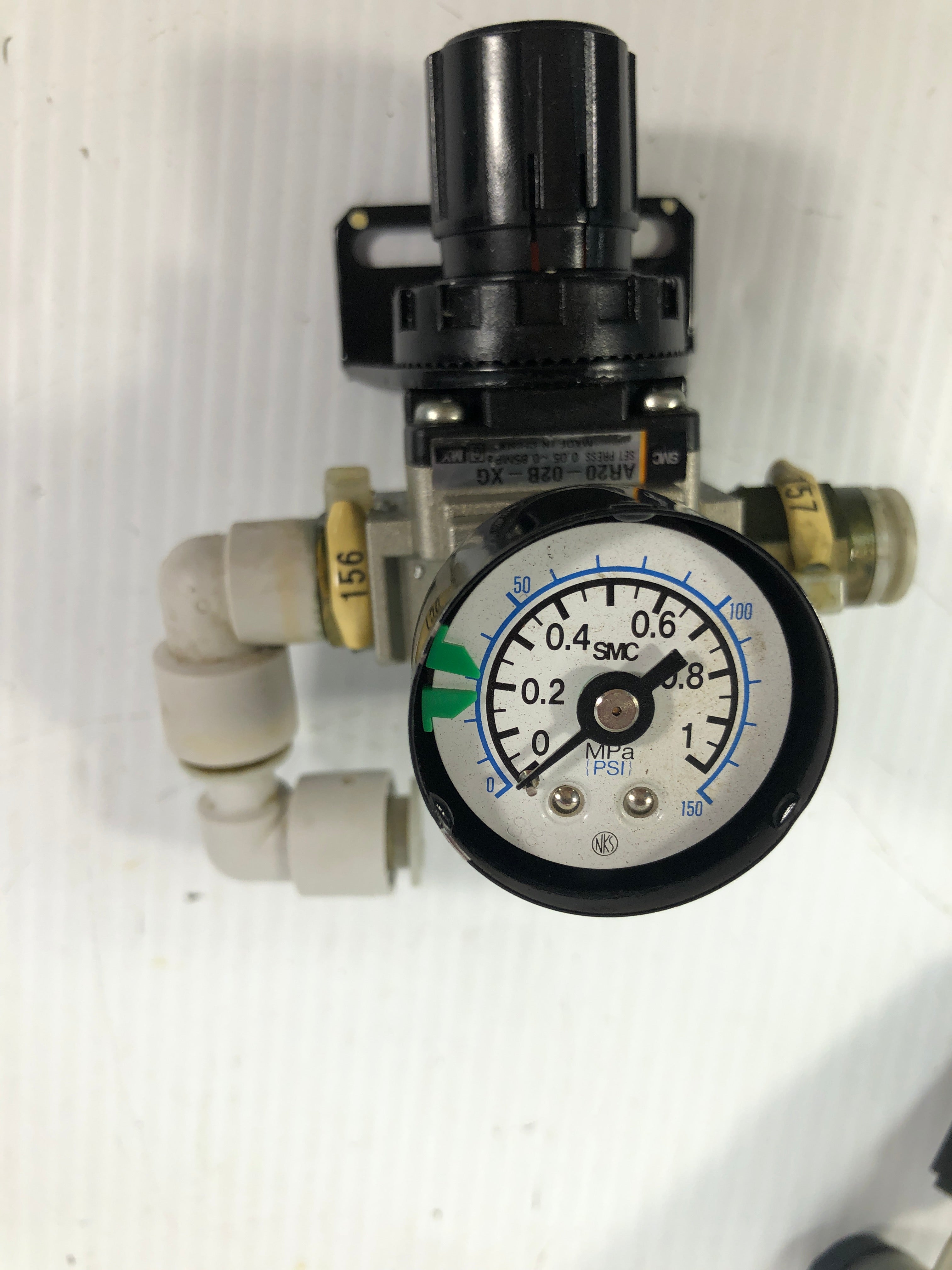 SMC Regulator AR20-02B-XG 0.05-0.85 MPa