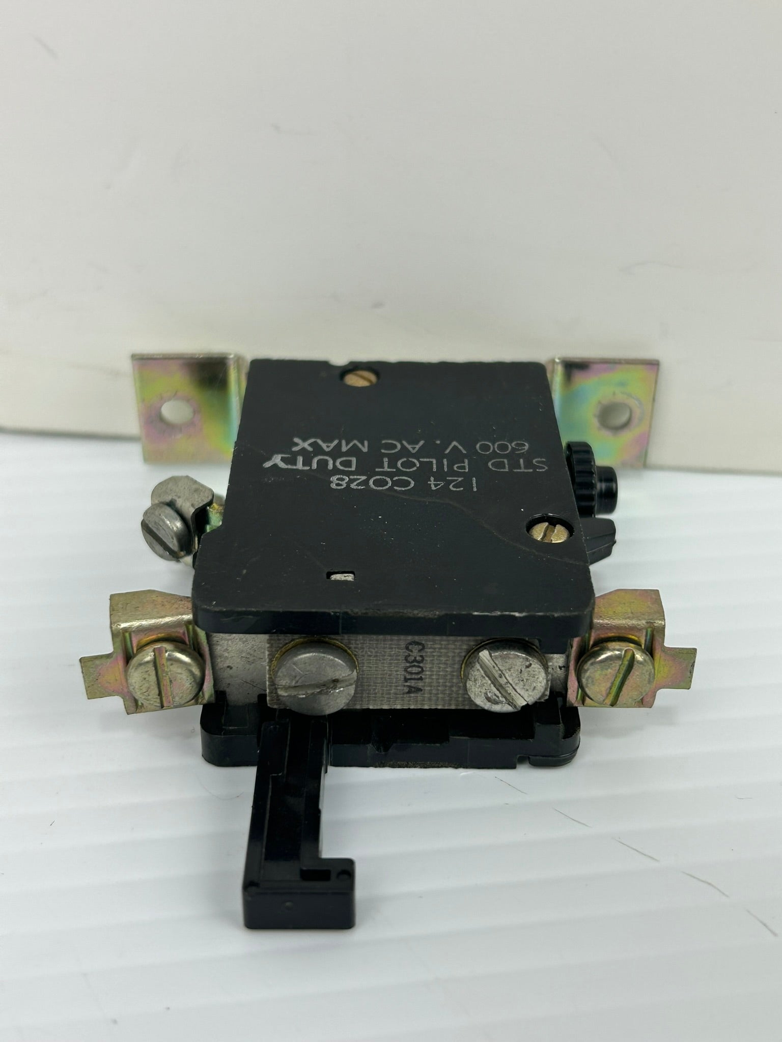 General Electric CR124 Overload Relay 124 C028 Series A 600VAC