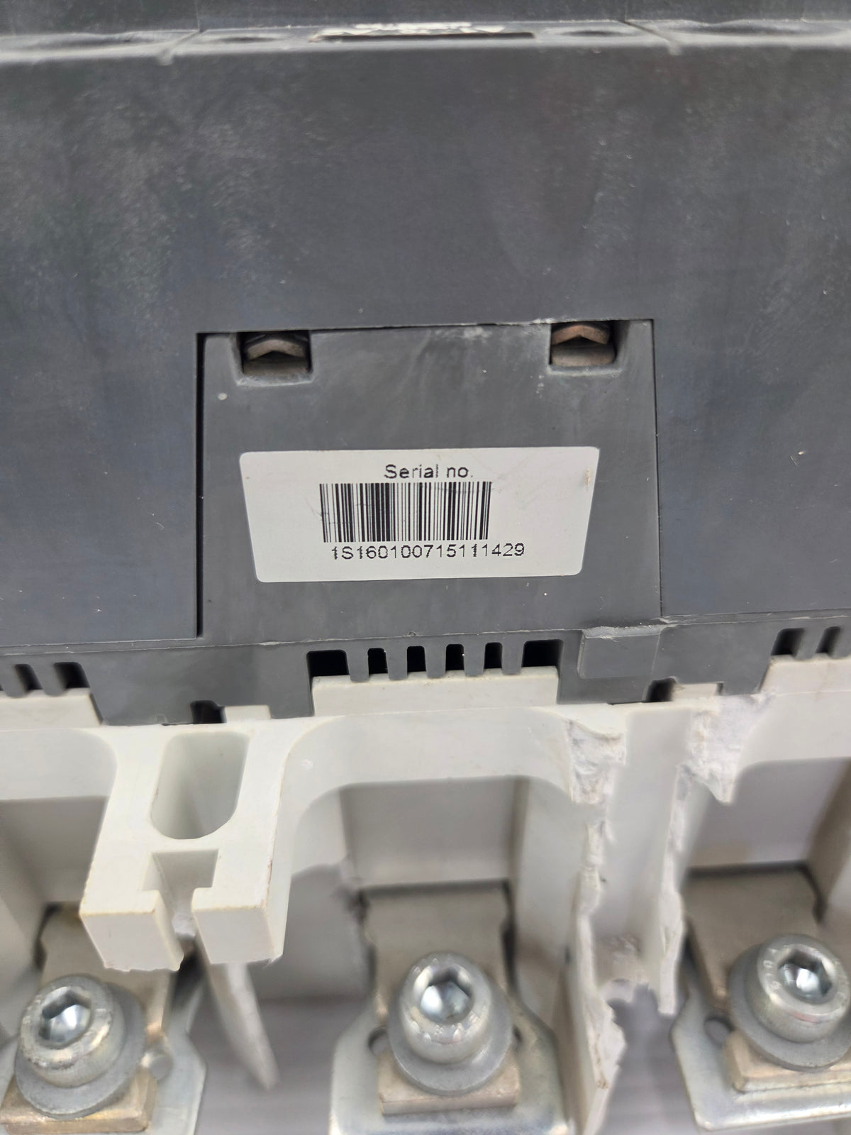 ABB AF400-30 IEC Contactor 400A AC-3 600A AC-1 3 Pole 100-250V AC/DC Coil