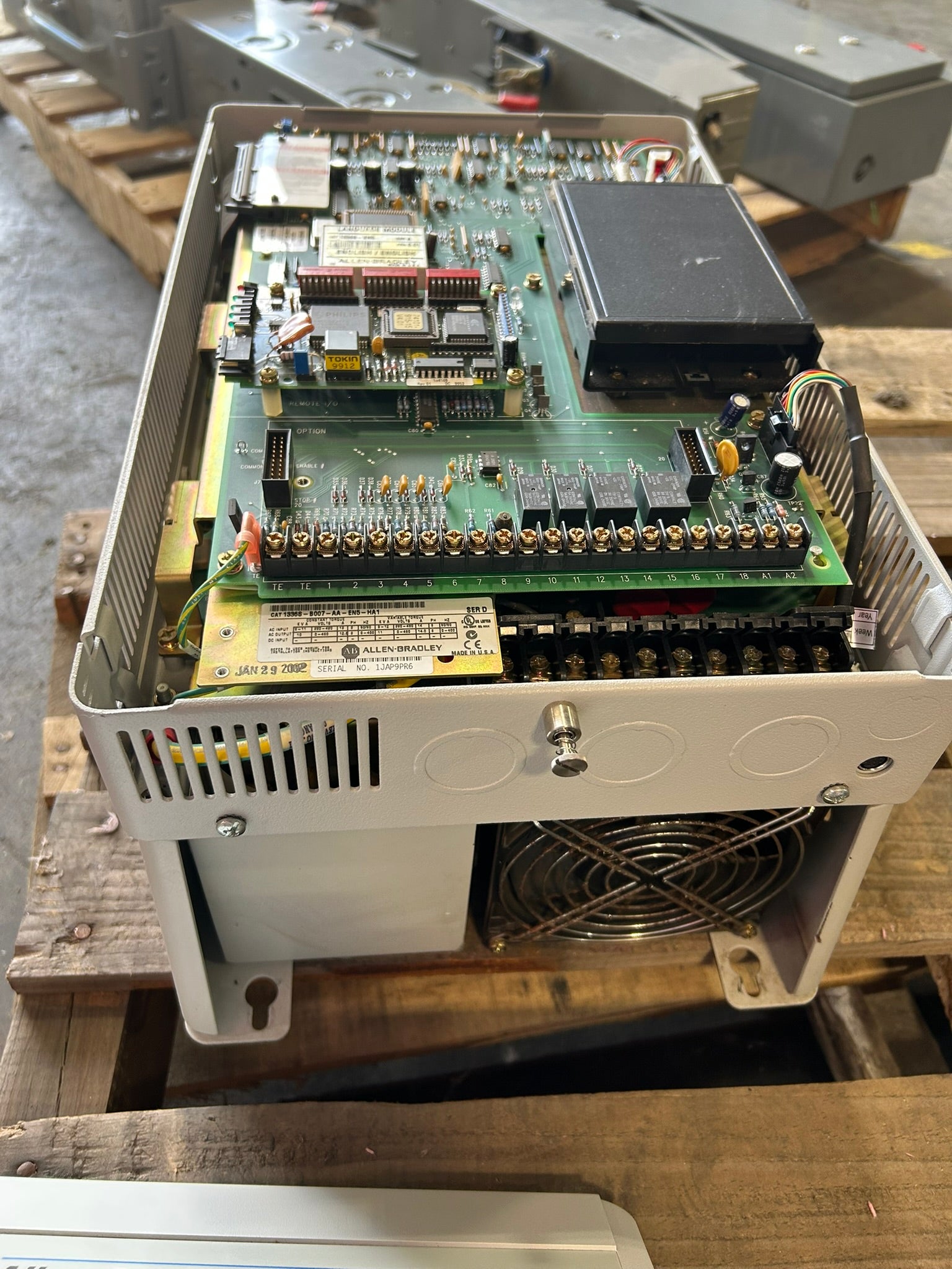 Allen-Bradley 1336S-B007-AA-EN5-HA1 Drive Ser D 380-480V 8-11kVA 13A 3PH 50/60Hz