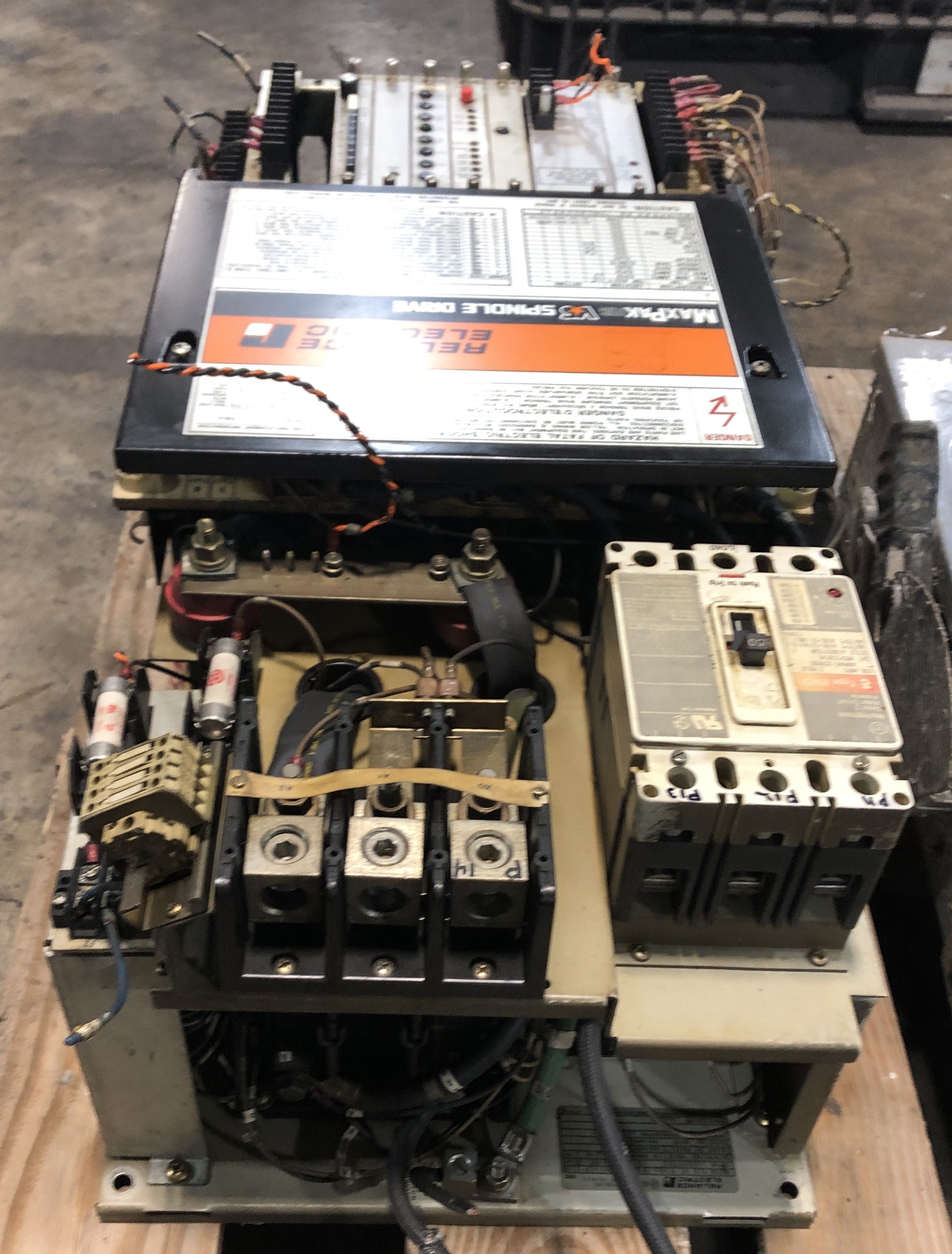 Reliance Electric 801429-21SE MaxPak Plus VS Spindle Drive 50 HP 3 PH