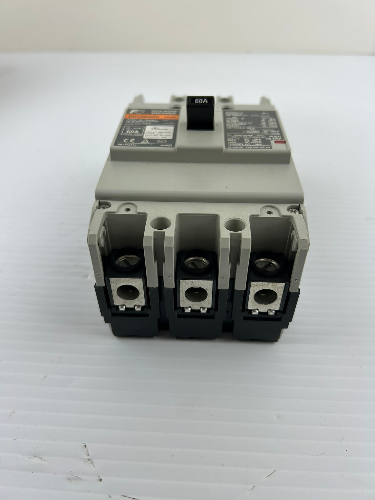 Fuji Electric BW125RAGU-3P060 60A 3 Pole Circuit Breaker 600V 50/60Hz