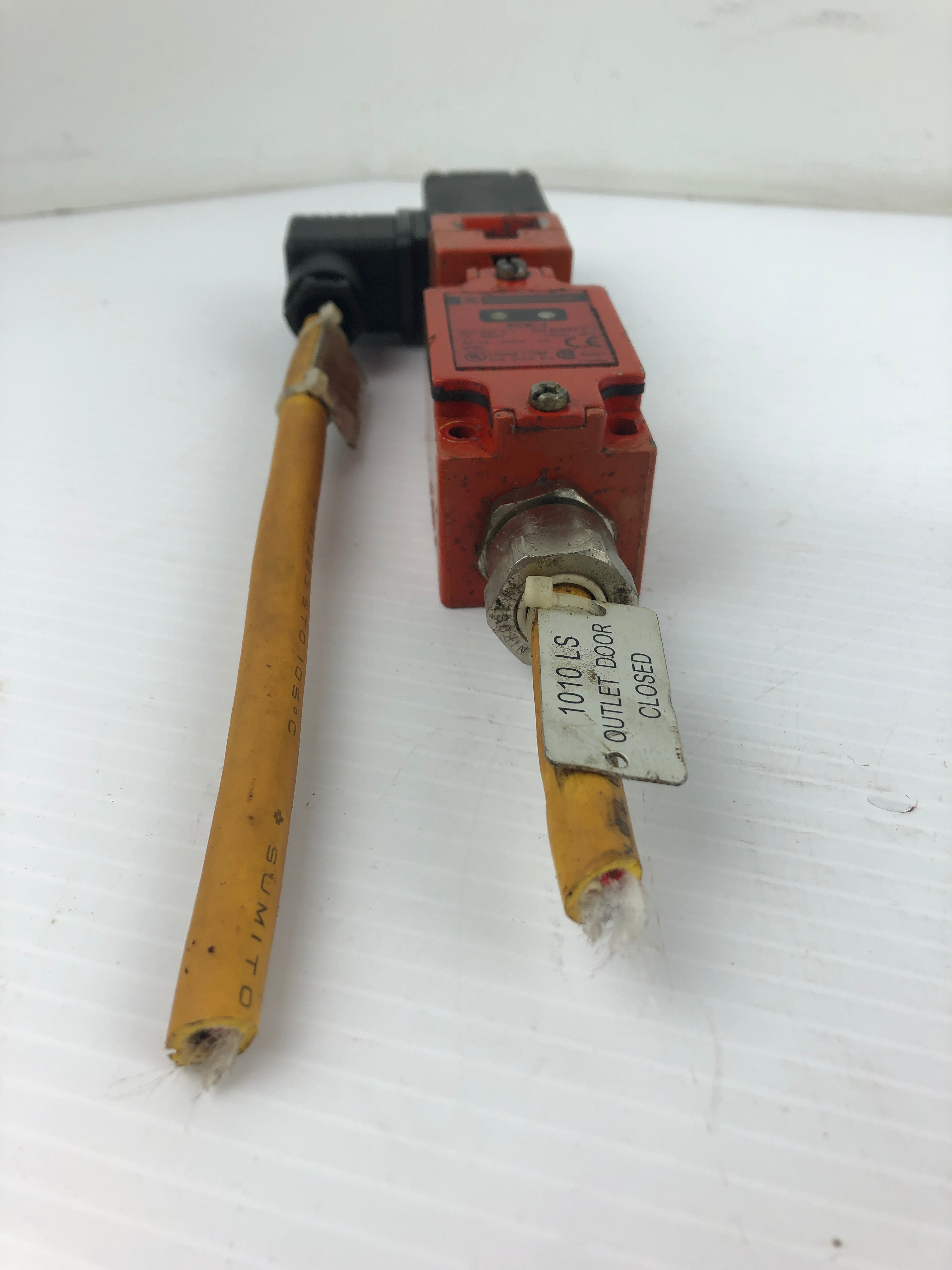 Telemecanique XCK-J Safety Limit Switch 240V 3A
