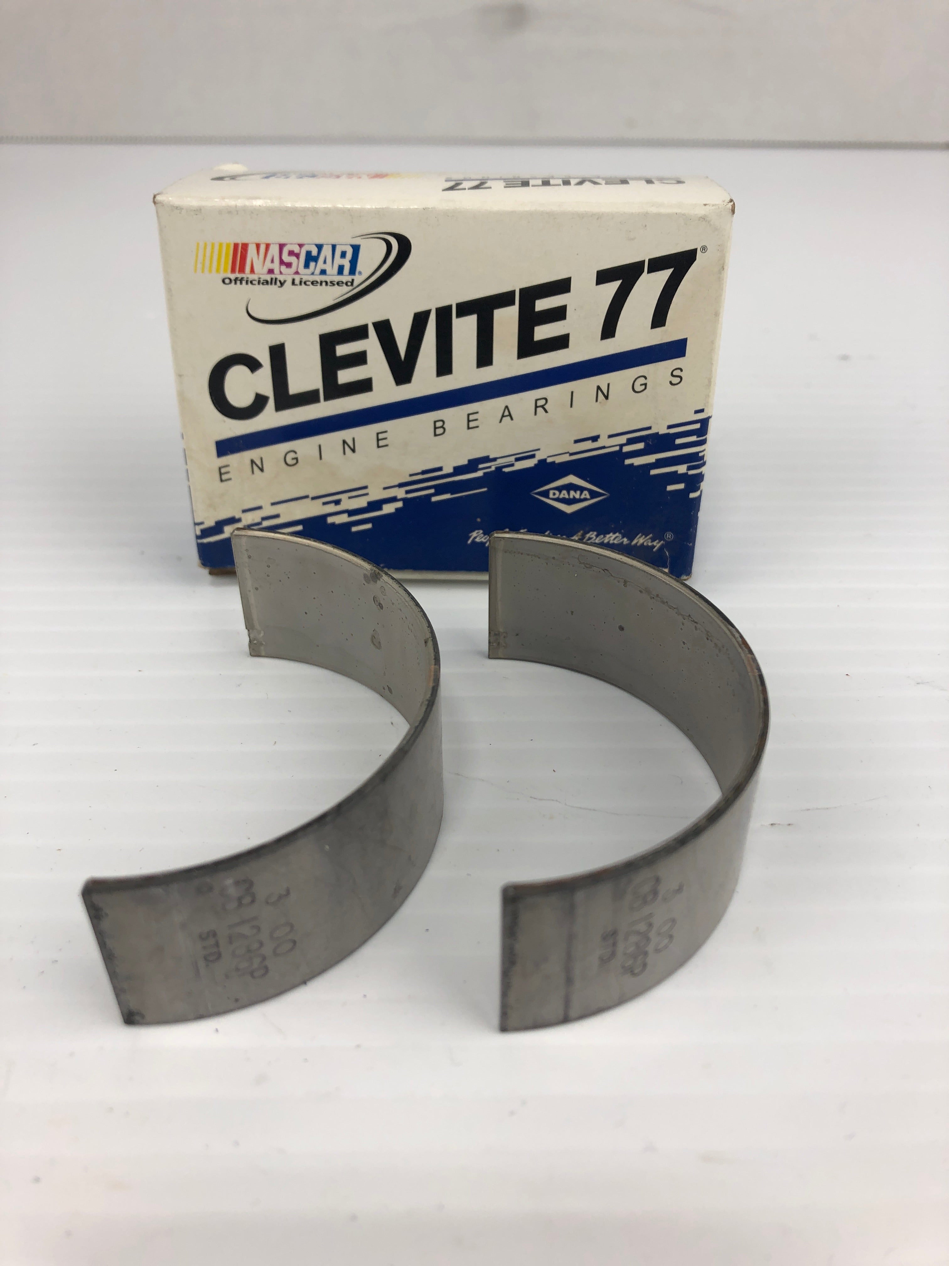 Clevite CB1286P Engine Connecting Rod Bearing Pair CB-1286P
